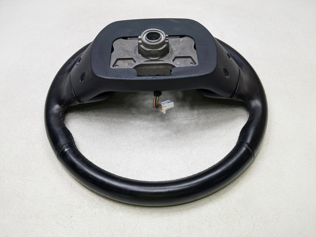 2012 - 2014 HYUNDAI AZERA OEM STEERING WHEEL WITH MULTIFUNCTIONAL CONTROL SWITCH