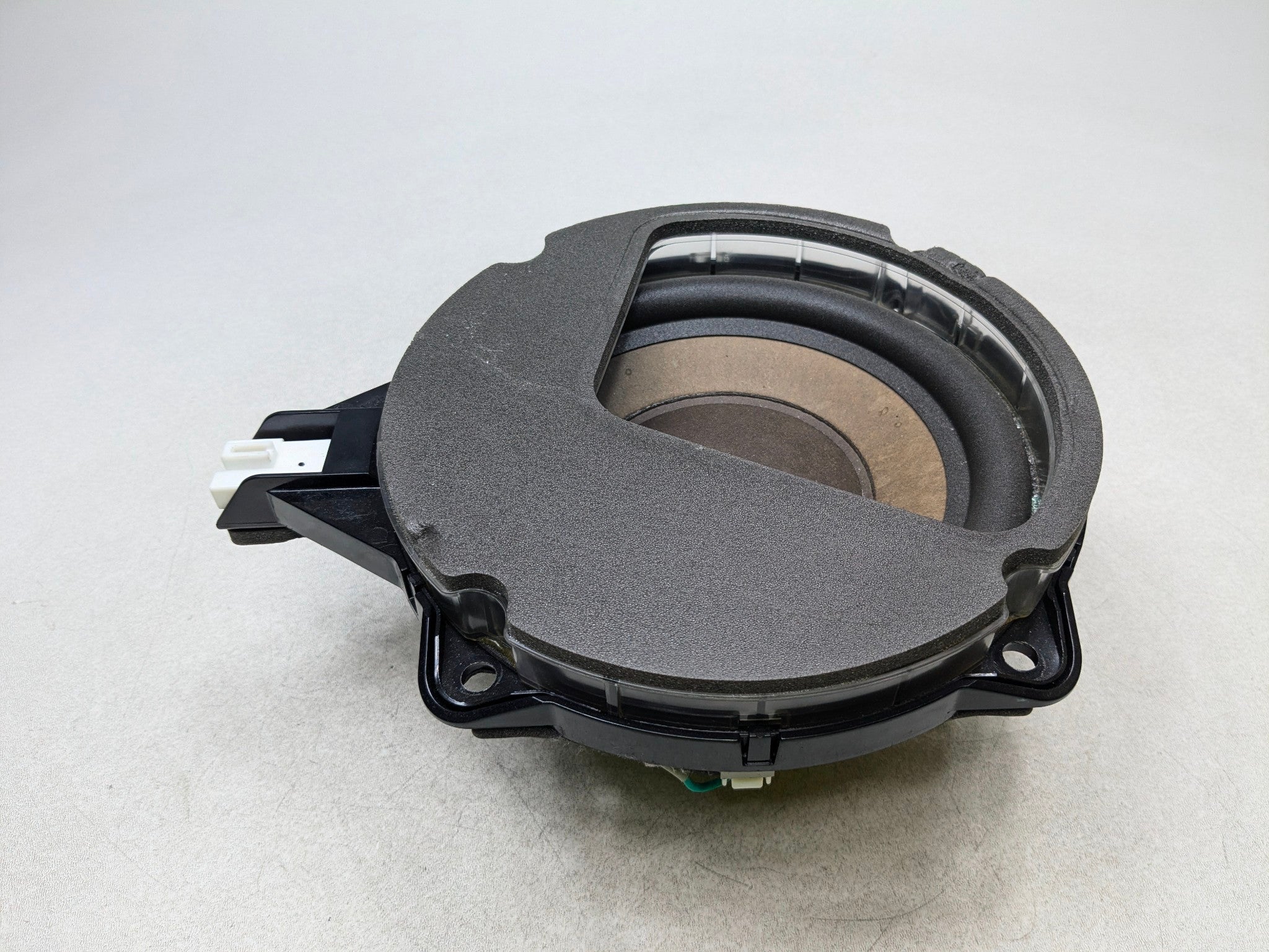 2012 - 2014 HYUNDAI AZERA OEM REAR SUBWOOFER AUDIO SOUND SYSTEM SPEAKER