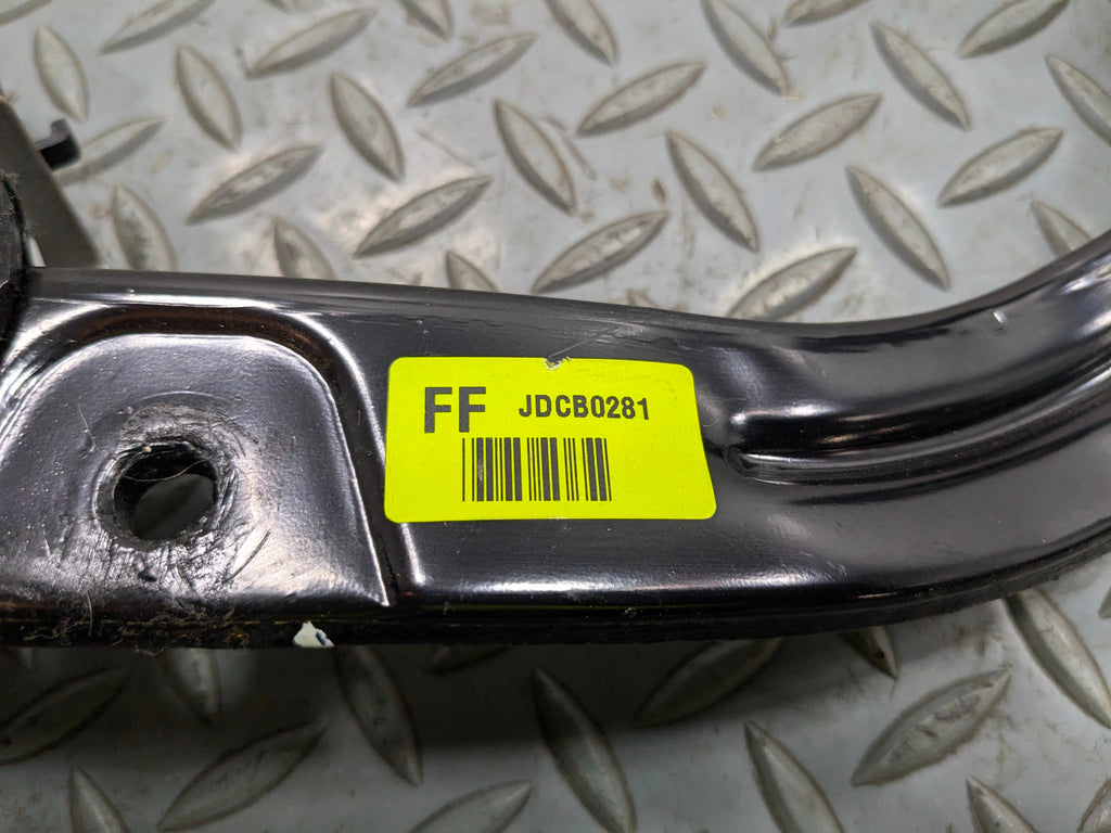 2012 - 2014 HYUNDAI AZERA OEM FOOT BRAKE PEDAL FRONT FLOOR WITH SUPPORT BRACKET