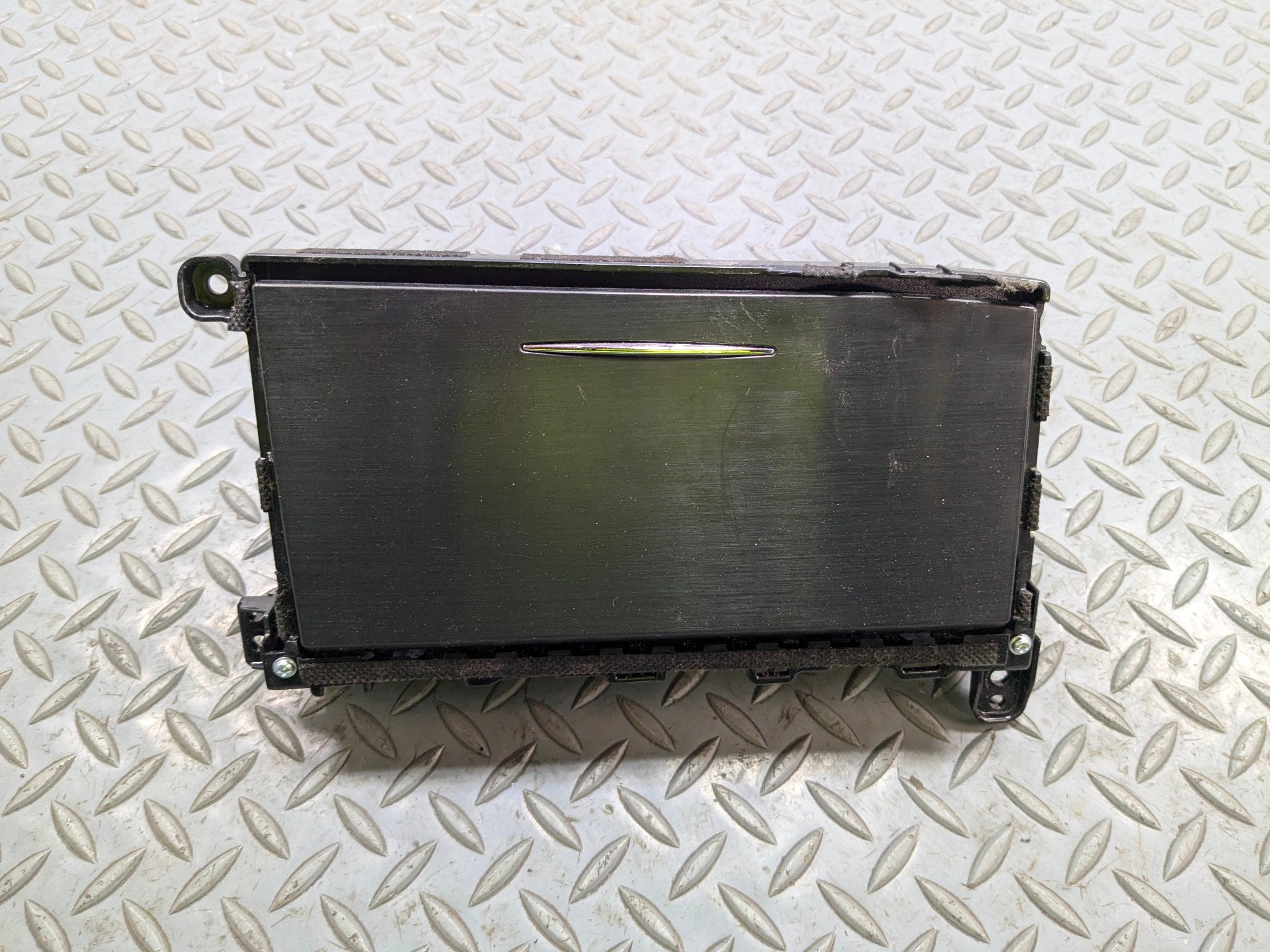 2012 - 2014 HYUNDAI AZERA OEM CUP HOLDER FRONT SIDE CENTER CONSOLE BLACK