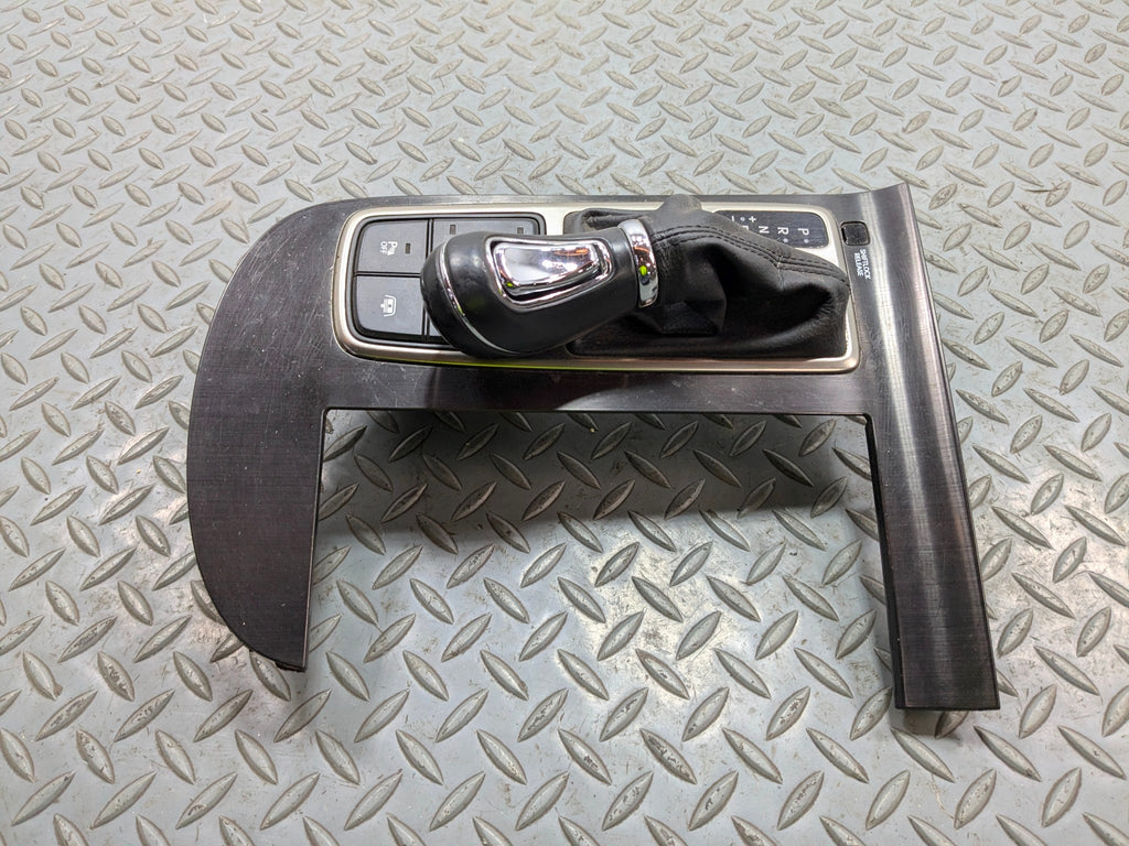 2012 - 2014 HYUNDAI AZERA OEM FLOOR SHIFTER AUTOMATIC TRANSMISSION GEAR SELECTOR