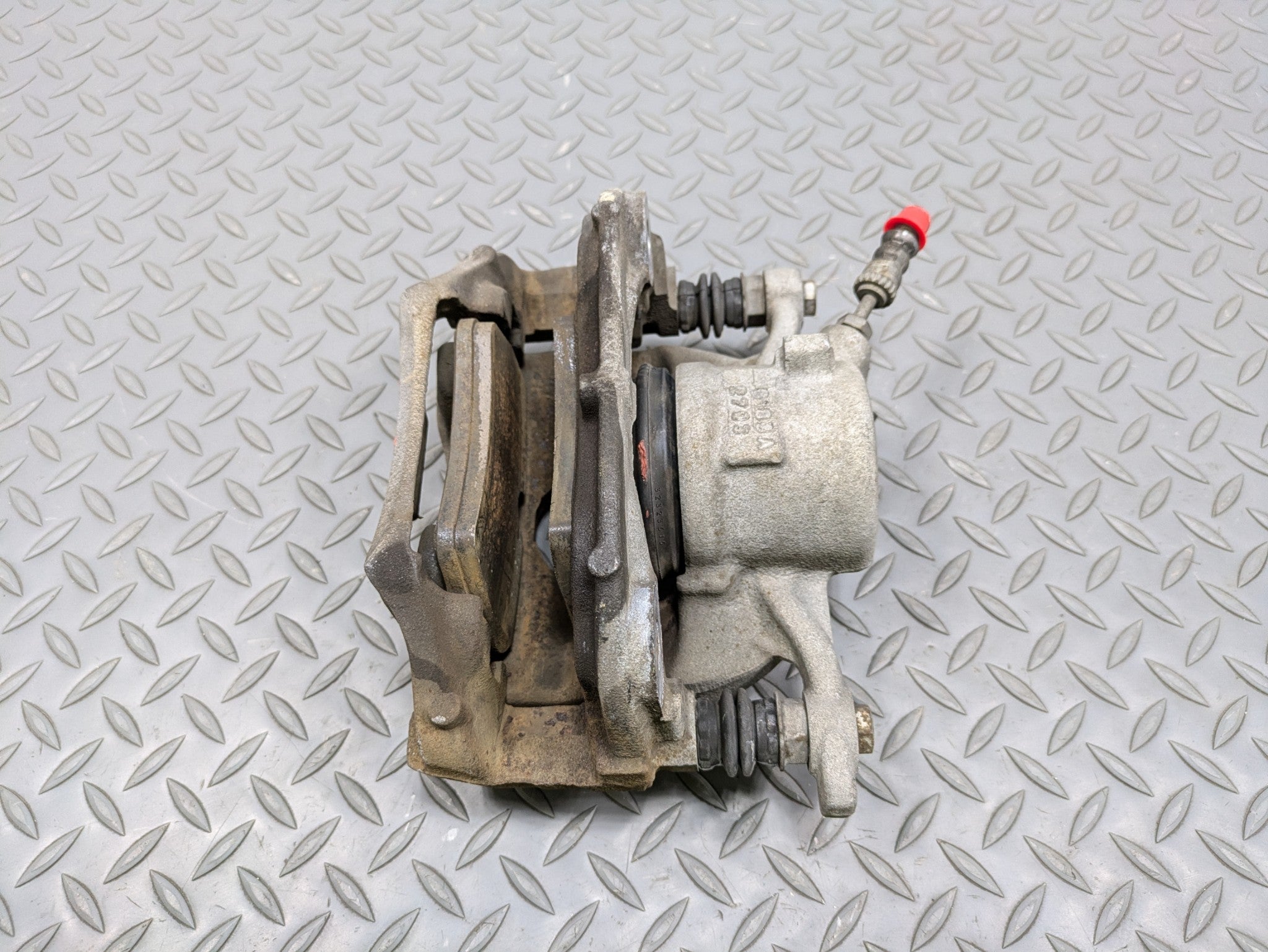 2014 - 2017 MINI COOPER OEM BRAKE CALIPER ASSEMBLY FRONT LEFT DRIVER SIDE