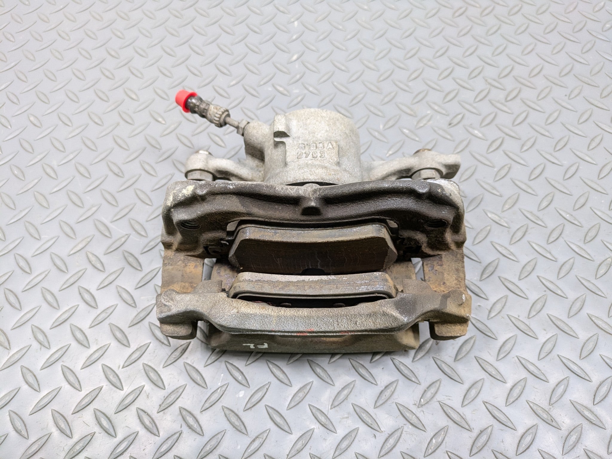2014 - 2017 MINI COOPER OEM BRAKE CALIPER ASSEMBLY FRONT LEFT DRIVER SIDE