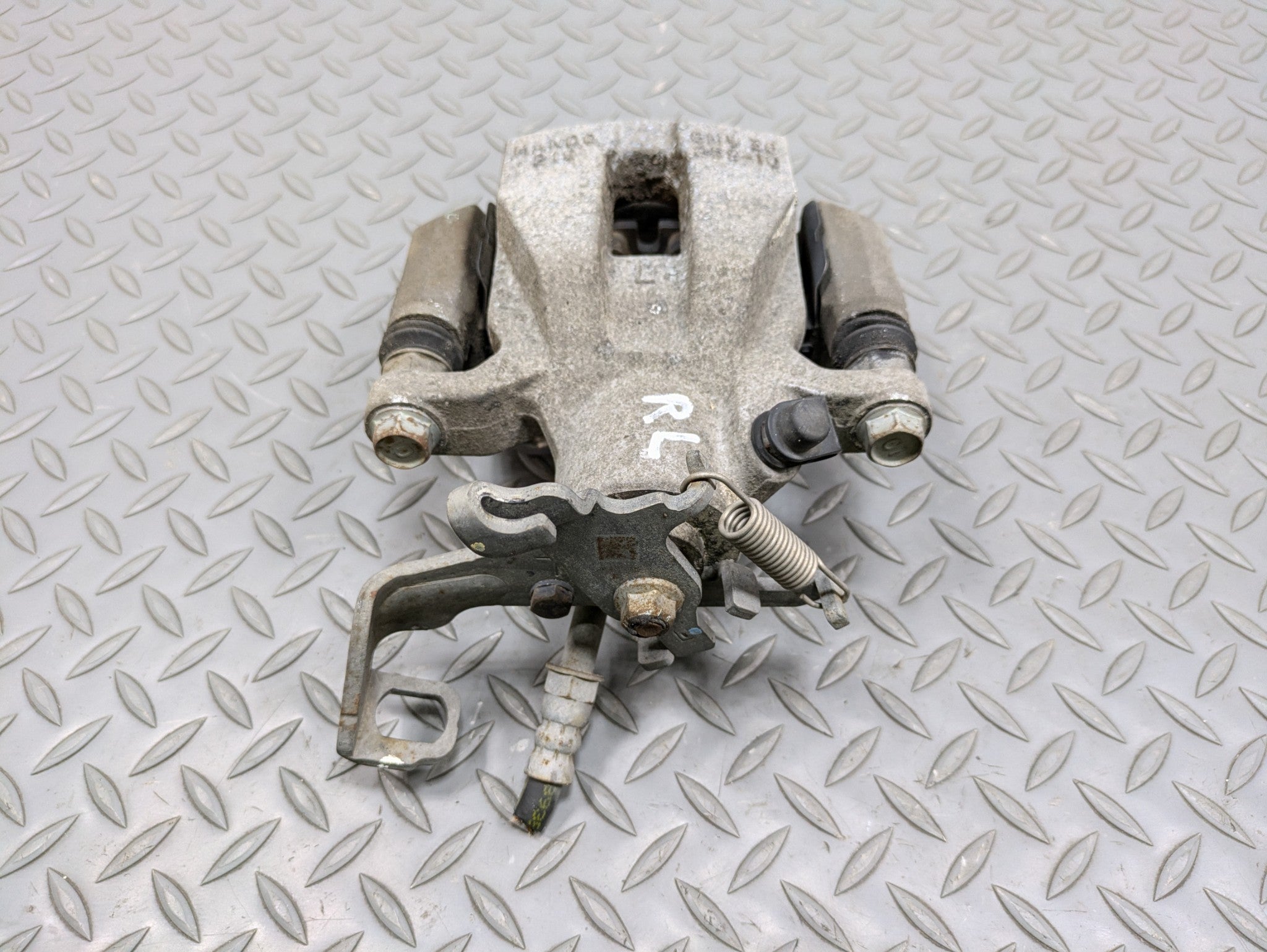 2014 - 2017 MINI COOPER OEM BRAKE CALIPER ASSEMBLY REAR LEFT DRIVER SIDE