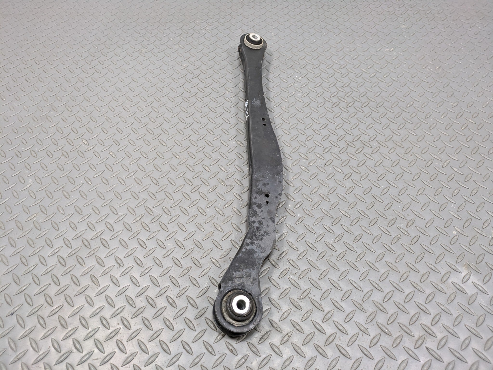 2014 - 2017 MINI COOPER OEM UPPER SUSPENSION CONTROL ARM REAR LEFT DRIVER SIDE