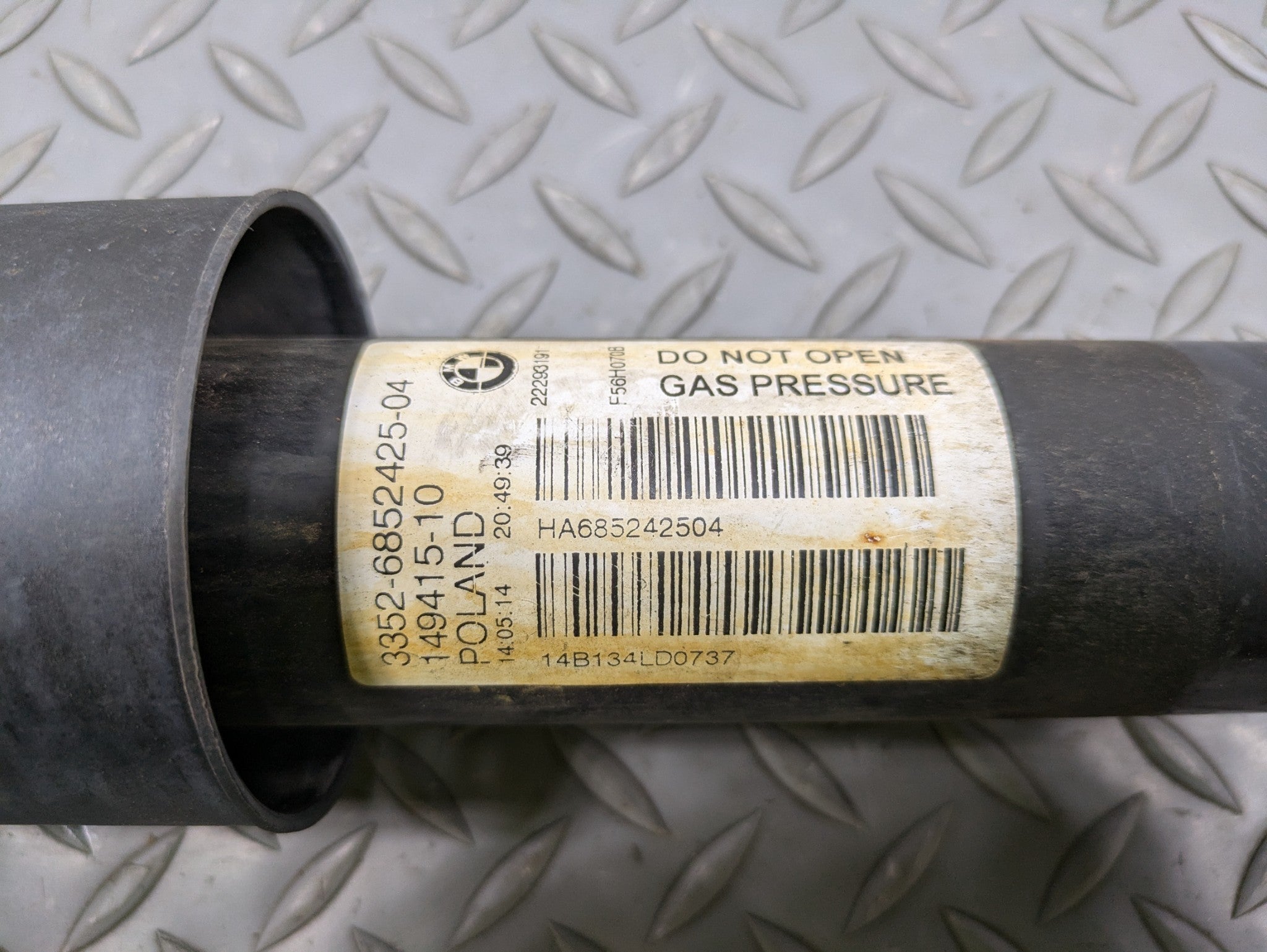 2014 - 2017 MINI COOPER OEM SUSPENSION SHOCK ABSORBER STRUT REAR LEFT SIDE