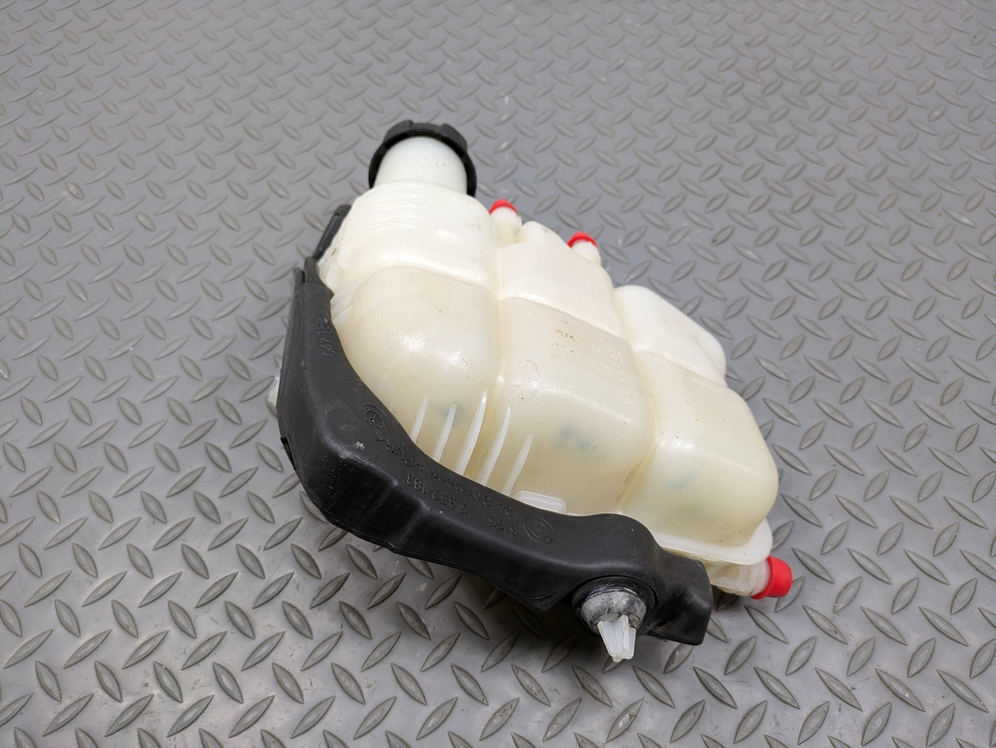 2014 - 2017 MINI COOPER OEM COOLANT RECOVERY BOTTLE EXPANSION RESERVOIR TANK
