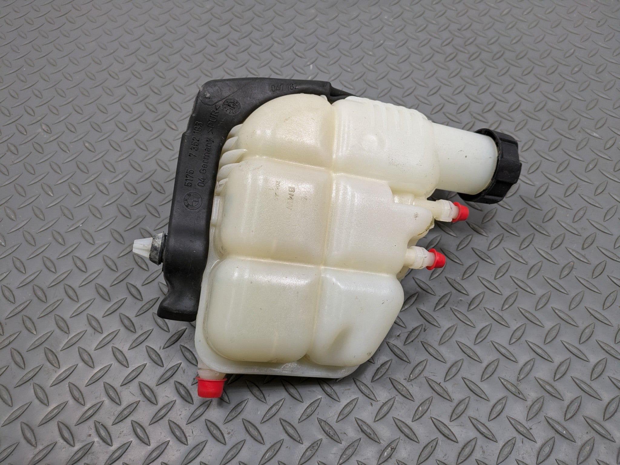 2014 - 2017 MINI COOPER OEM COOLANT RECOVERY BOTTLE EXPANSION RESERVOIR TANK
