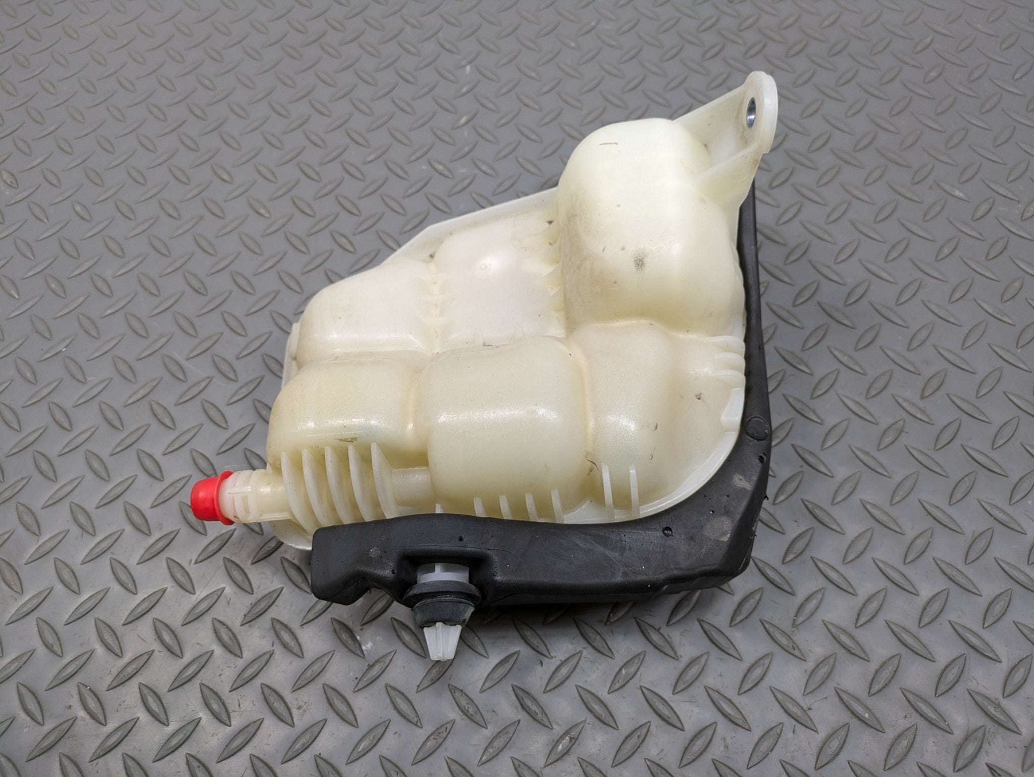 2014 - 2017 MINI COOPER OEM COOLANT RECOVERY BOTTLE EXPANSION RESERVOIR TANK