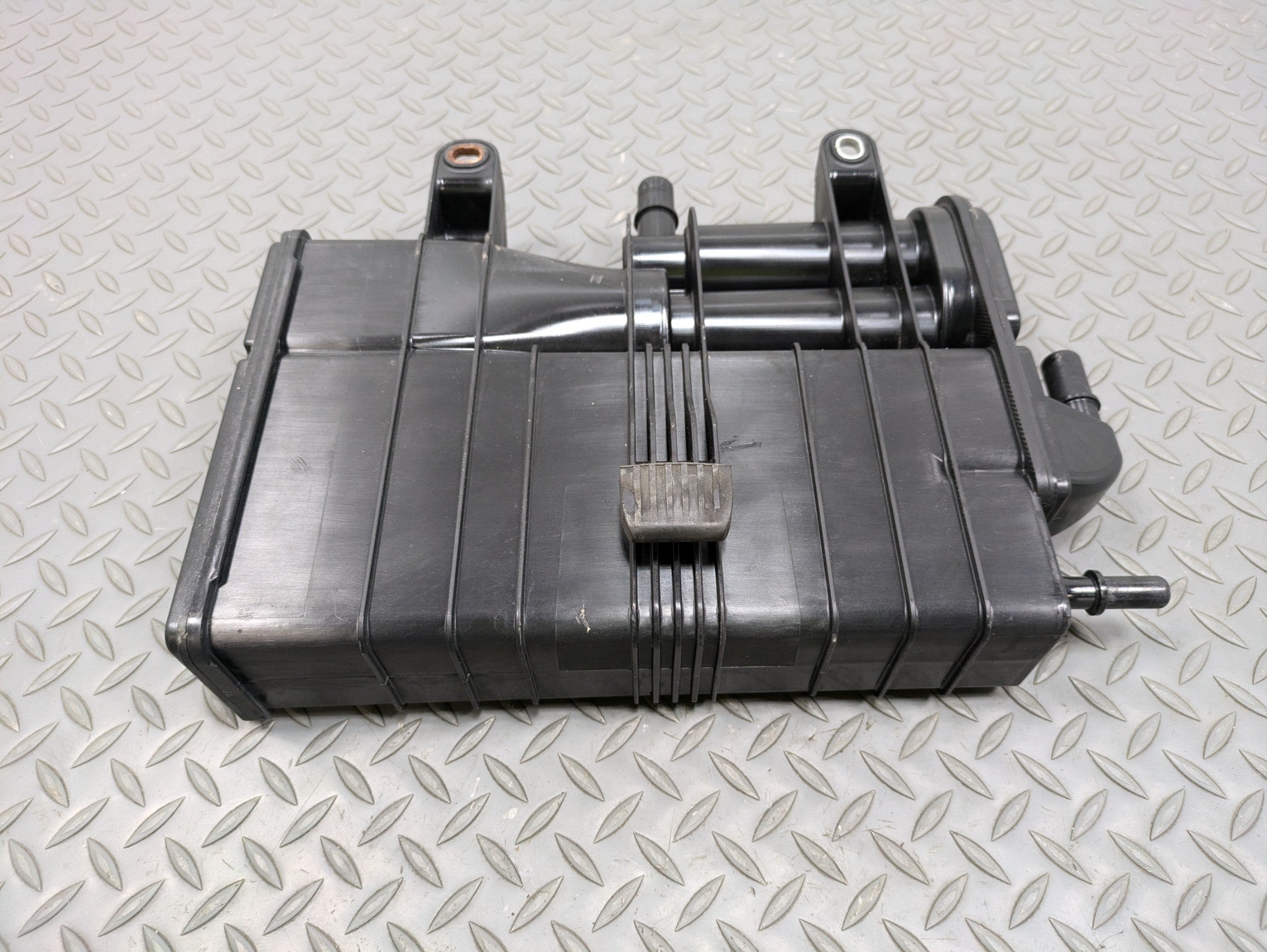 2014 - 2017 MINI COOPER OEM FUEL VAPOR GAS CHARCOAL EVAPORATOR CANISTER