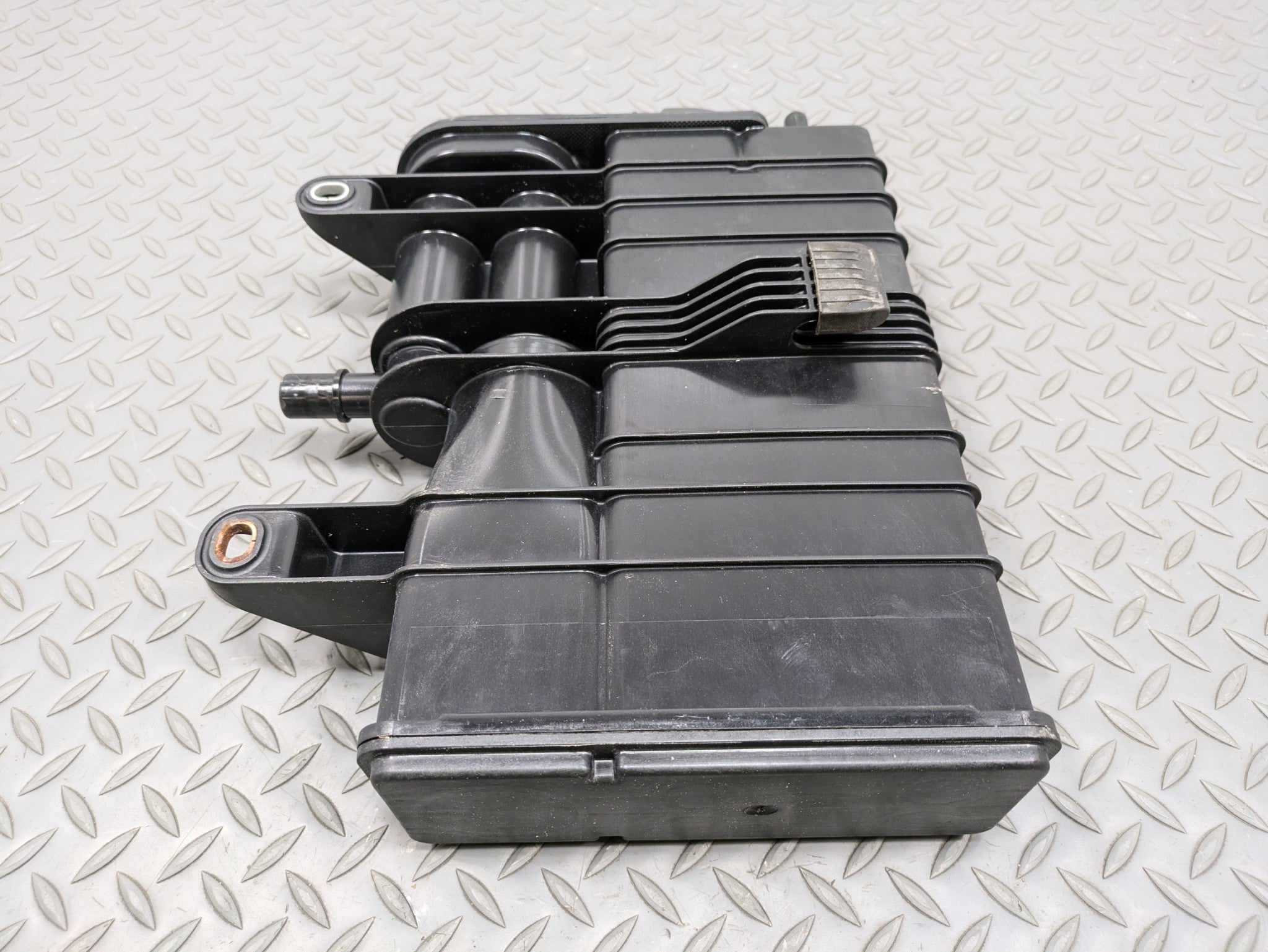 2014 - 2017 MINI COOPER OEM FUEL VAPOR GAS CHARCOAL EVAPORATOR CANISTER