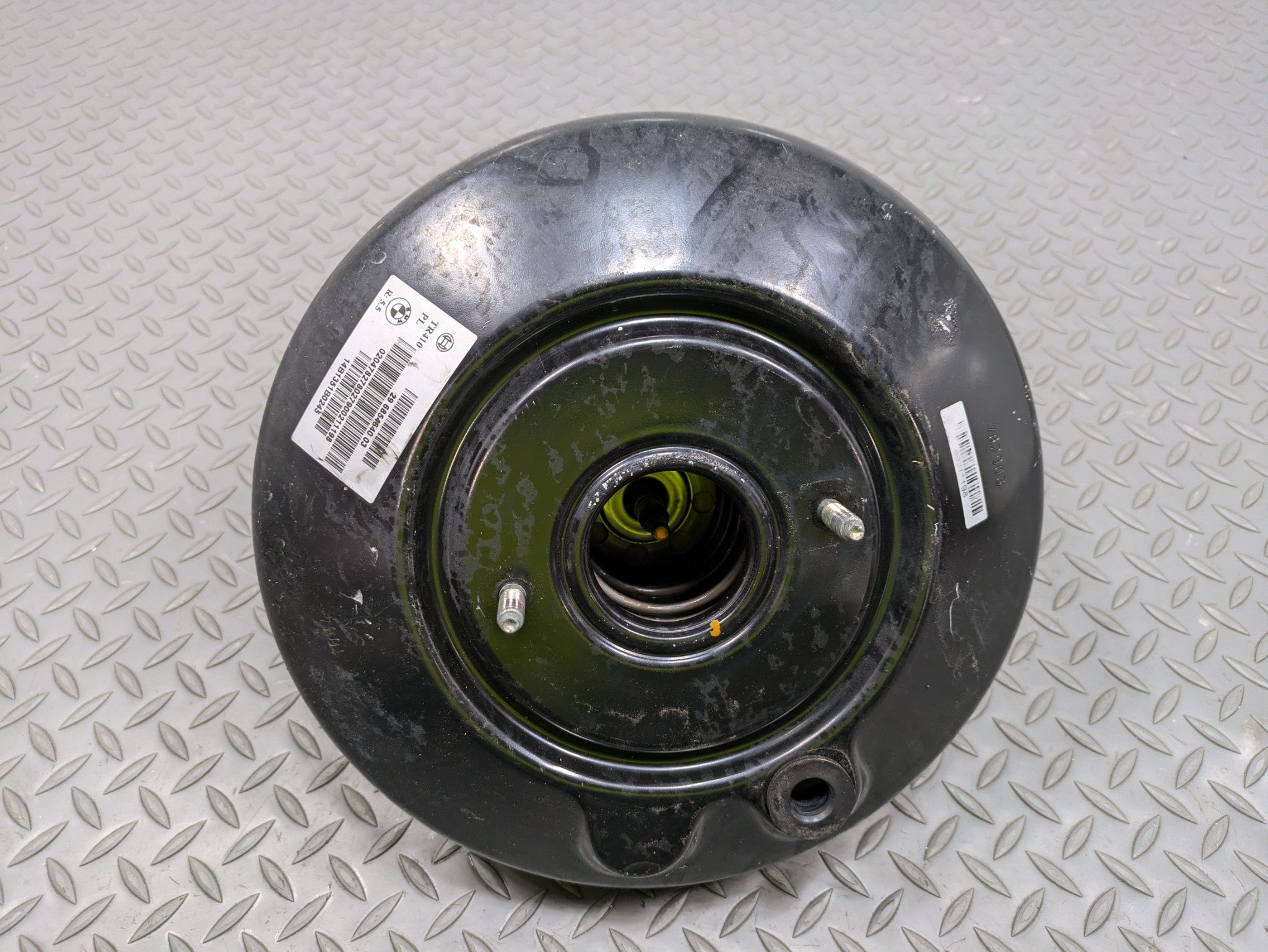 2014 - 2017 MINI COOPER OEM POWER BRAKE BOOSTER ASSEMBLY WITHOUT MASTER CYLINDER