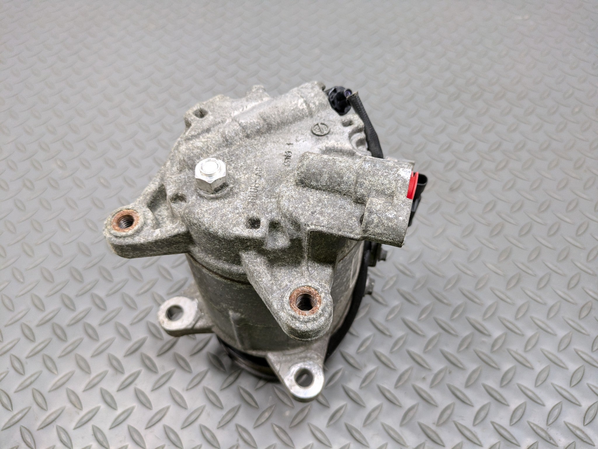 2014 - 2017 MINI COOPER OEM AC AIR CONDITIONING COMPRESSOR PUMP UNIT WITH PULLEY