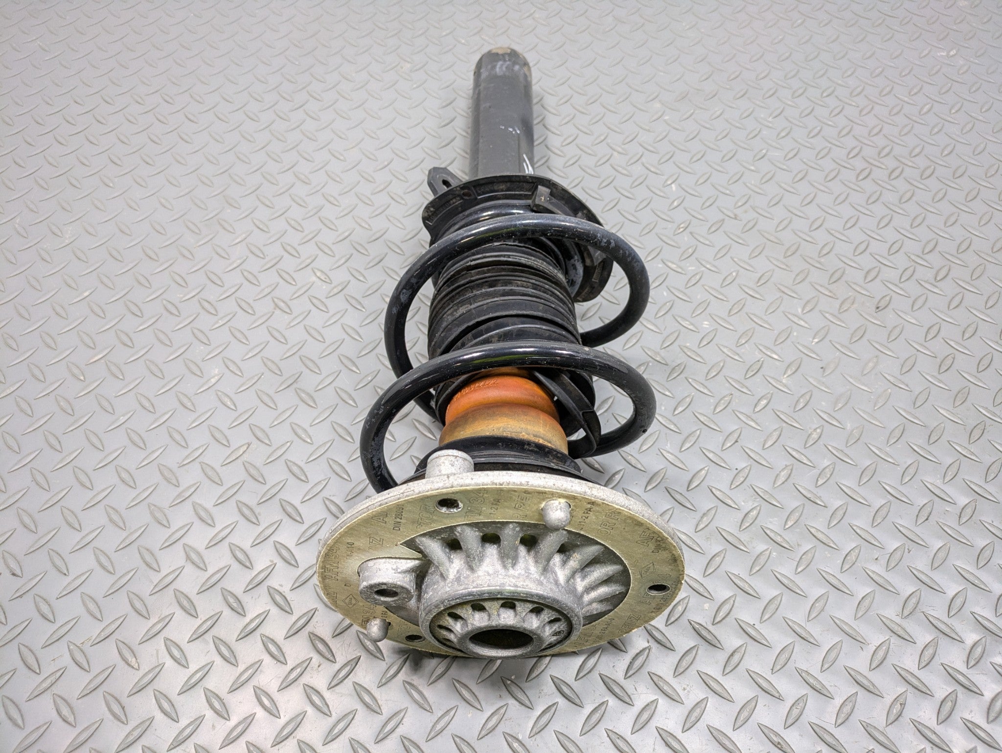 2014 - 2017 MINI COOPER OEM SHOCK ABSORBER STRUT ASSEMBLY FRONT LEFT DRIVER SIDE