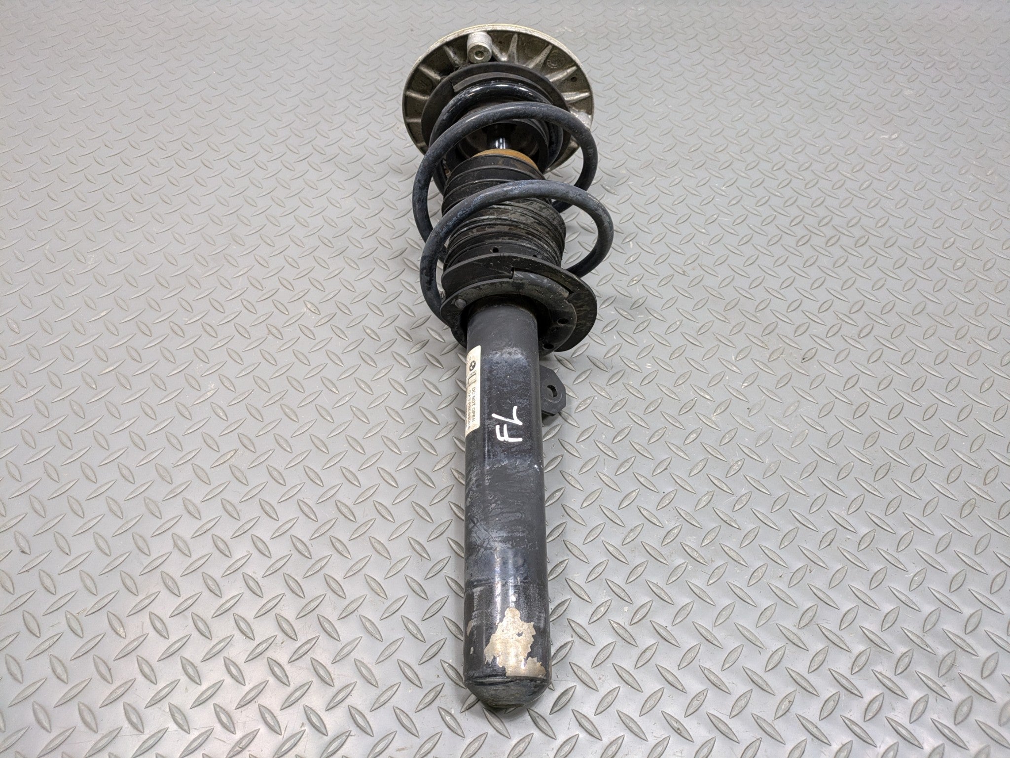 2014 - 2017 MINI COOPER OEM SHOCK ABSORBER STRUT ASSEMBLY FRONT LEFT DRIVER SIDE