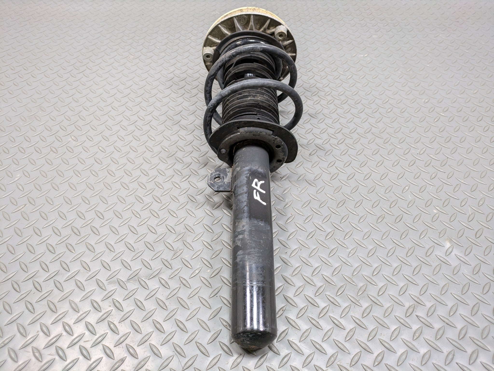 2014 - 2017 MINI COOPER OEM SHOCK ABSORBER STRUT ASSEMBLY FRONT RIGHT SIDE