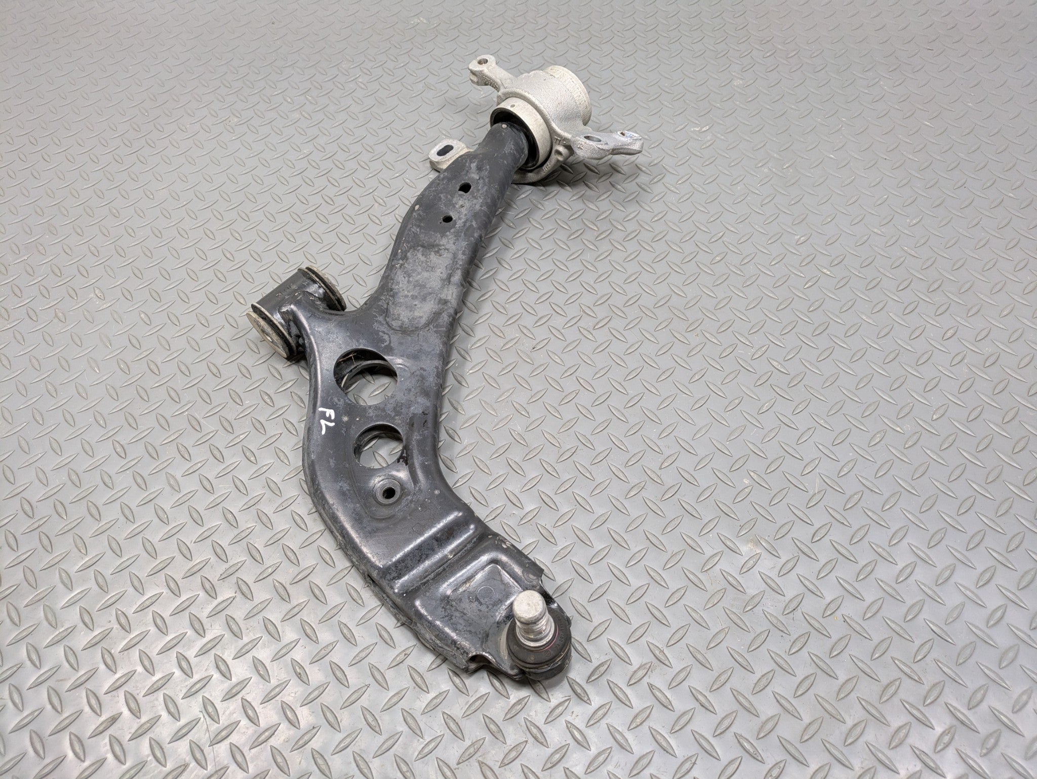 2014 - 2017 MINI COOPER OEM LOWER SUSPENSION CONTROL ARM FRONT LEFT DRIVER SIDE