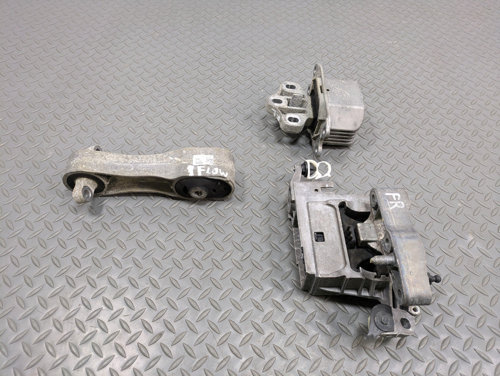 14-17 MINI COOPER OEM ENGINE MOUNT BRACKET GEARBOX TRANSMISSION AND TORQUE STRUT