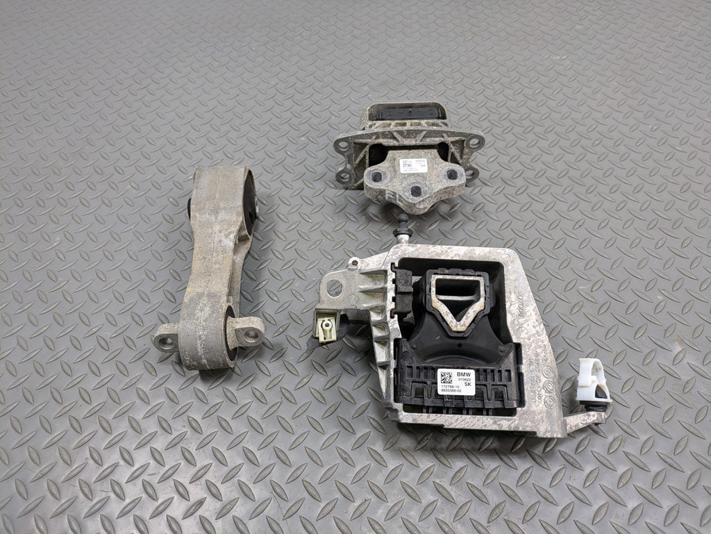 14-17 MINI COOPER OEM ENGINE MOUNT BRACKET GEARBOX TRANSMISSION AND TORQUE STRUT