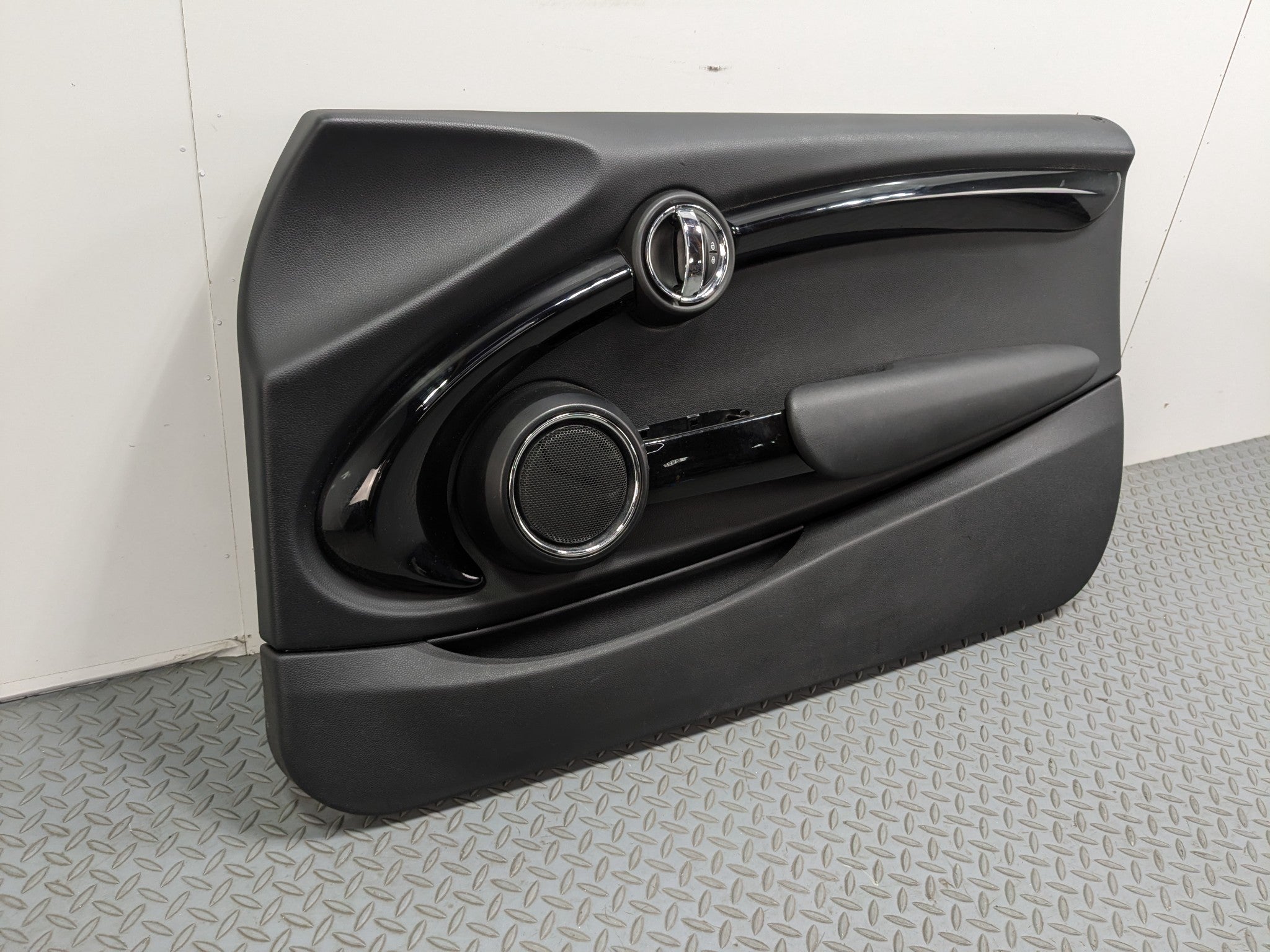 2014 - 2017 MINI COOPER OEM INTERIOR DOOR TRIM PANEL FRONT RIGHT PASSENGER SIDE