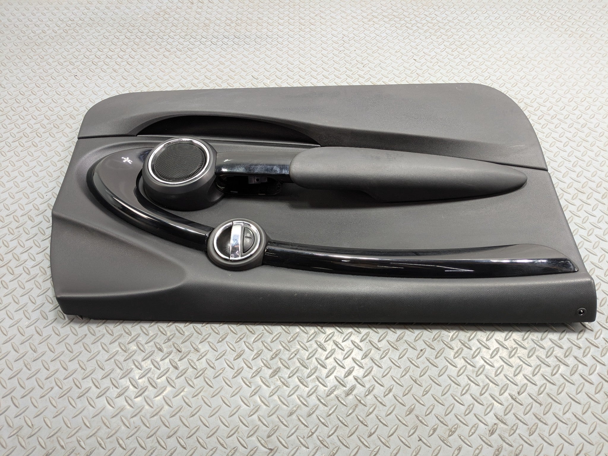 2014 - 2017 MINI COOPER OEM INTERIOR DOOR TRIM PANEL FRONT LEFT DRIVER SIDE