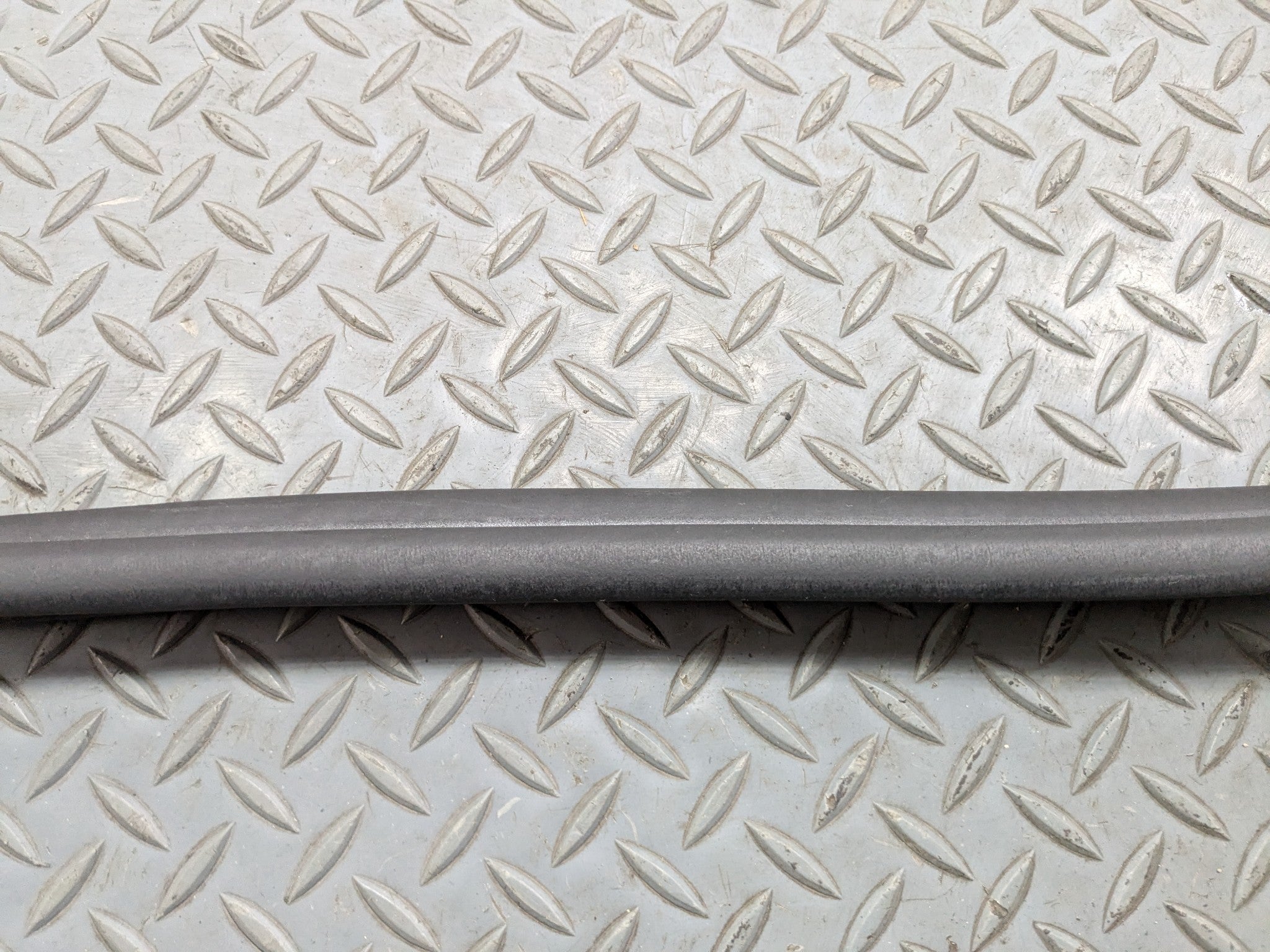 2014 - 2017 MINI COOPER OEM DOOR SEAL WEATHER STRIPPING RUBBER FRONT LEFT SIDE