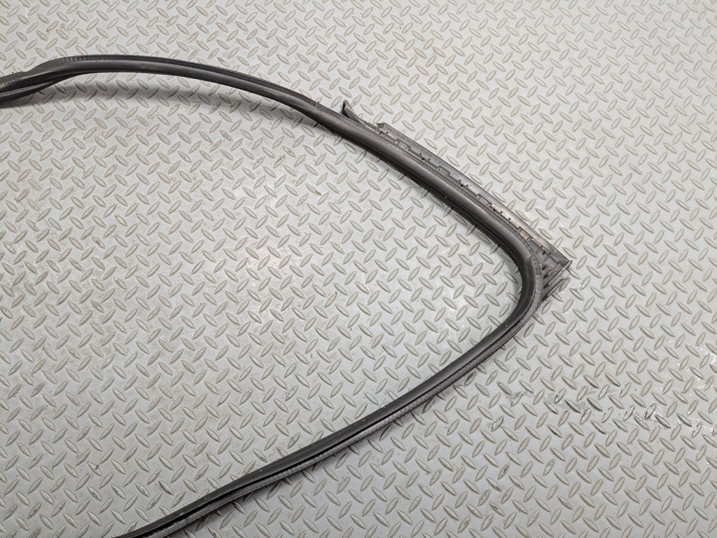 2014 - 2017 MINI COOPER OEM DOOR SEAL WEATHER STRIPPING RUBBER FRONT LEFT SIDE