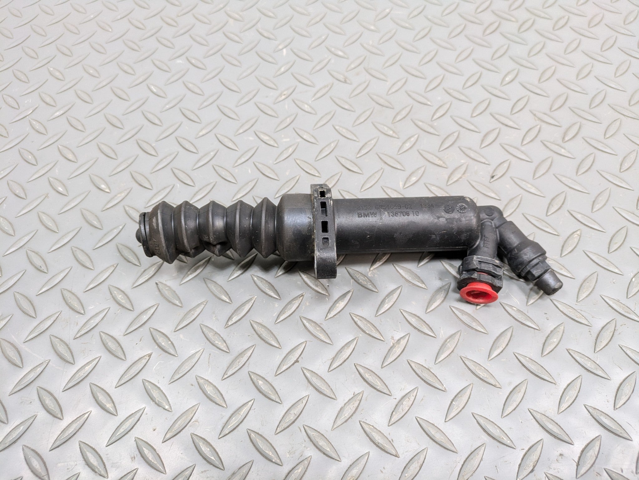 2014 - 2017 MINI COOPER OEM MANUAL GEARBOX TRANSMISSION CLUTCH SLAVE CYLINDER