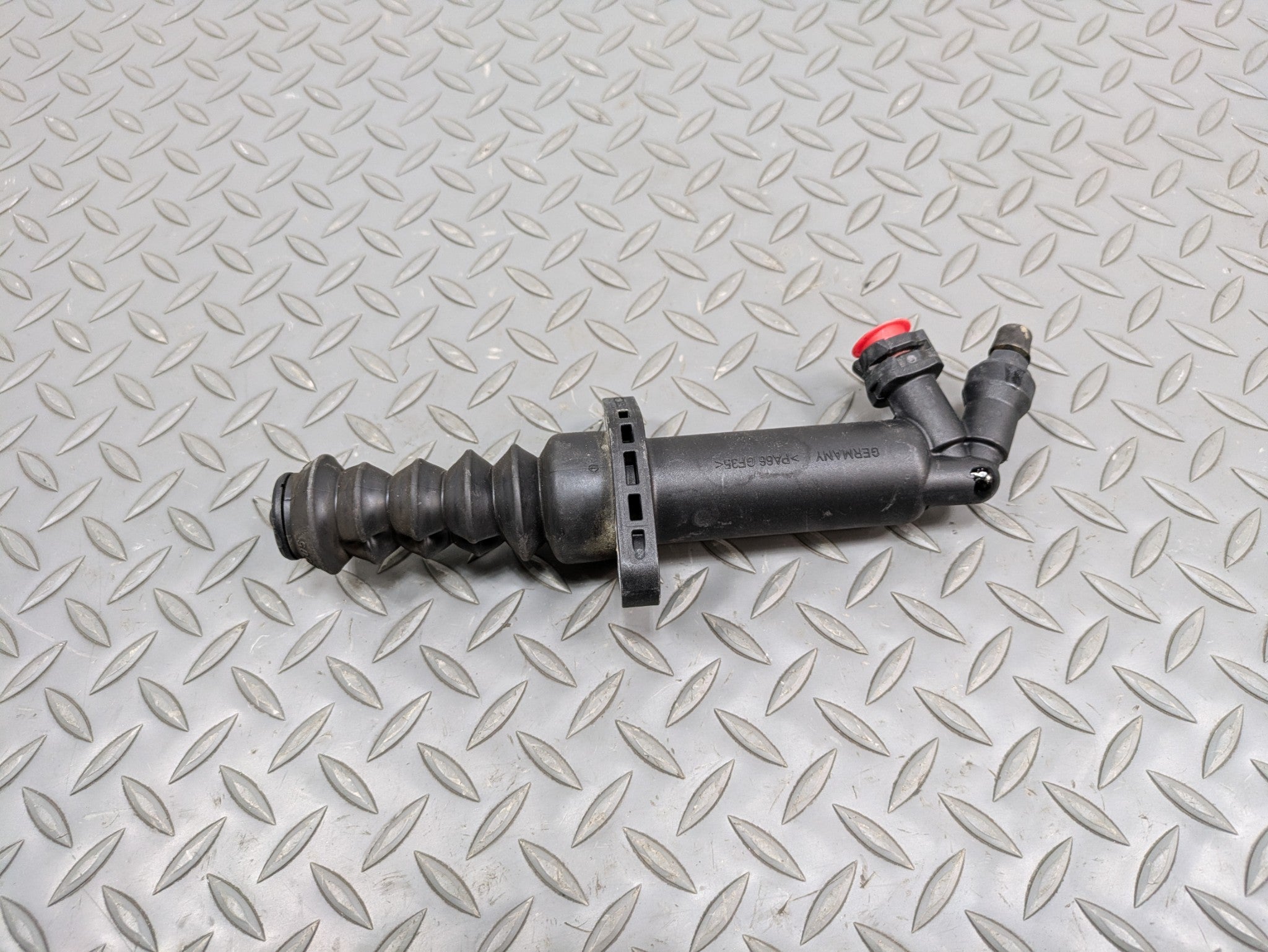 2014 - 2017 MINI COOPER OEM MANUAL GEARBOX TRANSMISSION CLUTCH SLAVE CYLINDER