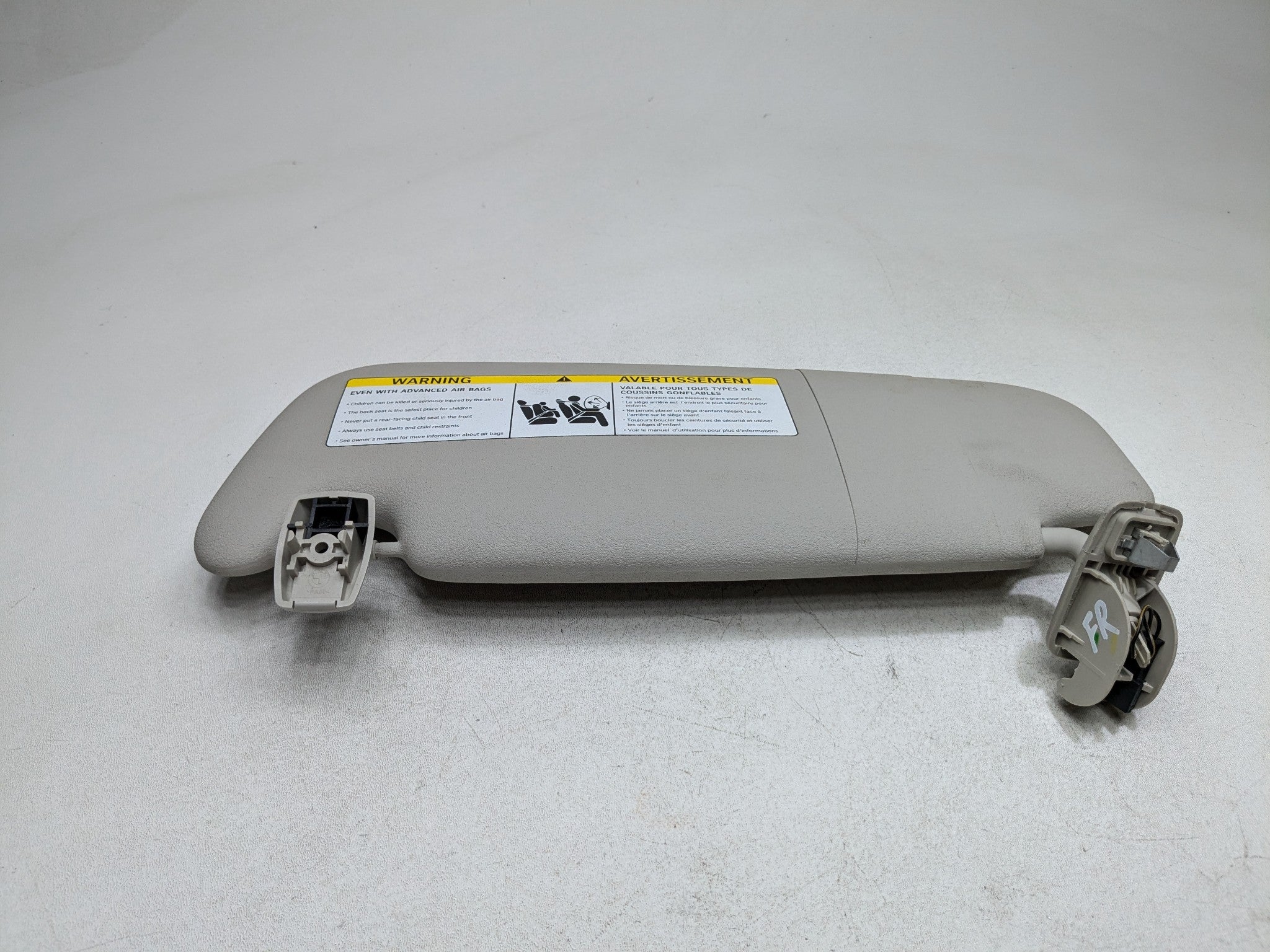 2014 - 2017 MINI COOPER OEM SUN VISOR WINDSHIELD SUNVISOR FRONT RIGHT PASSENGER
