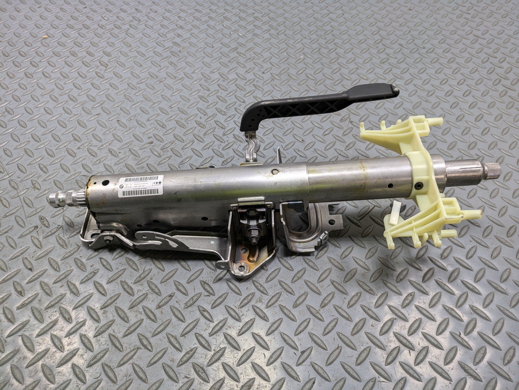 2014 - 2017 MINI COOPER OEM MANUAL ADJUST STEERING COLUMN ASSEMBLY