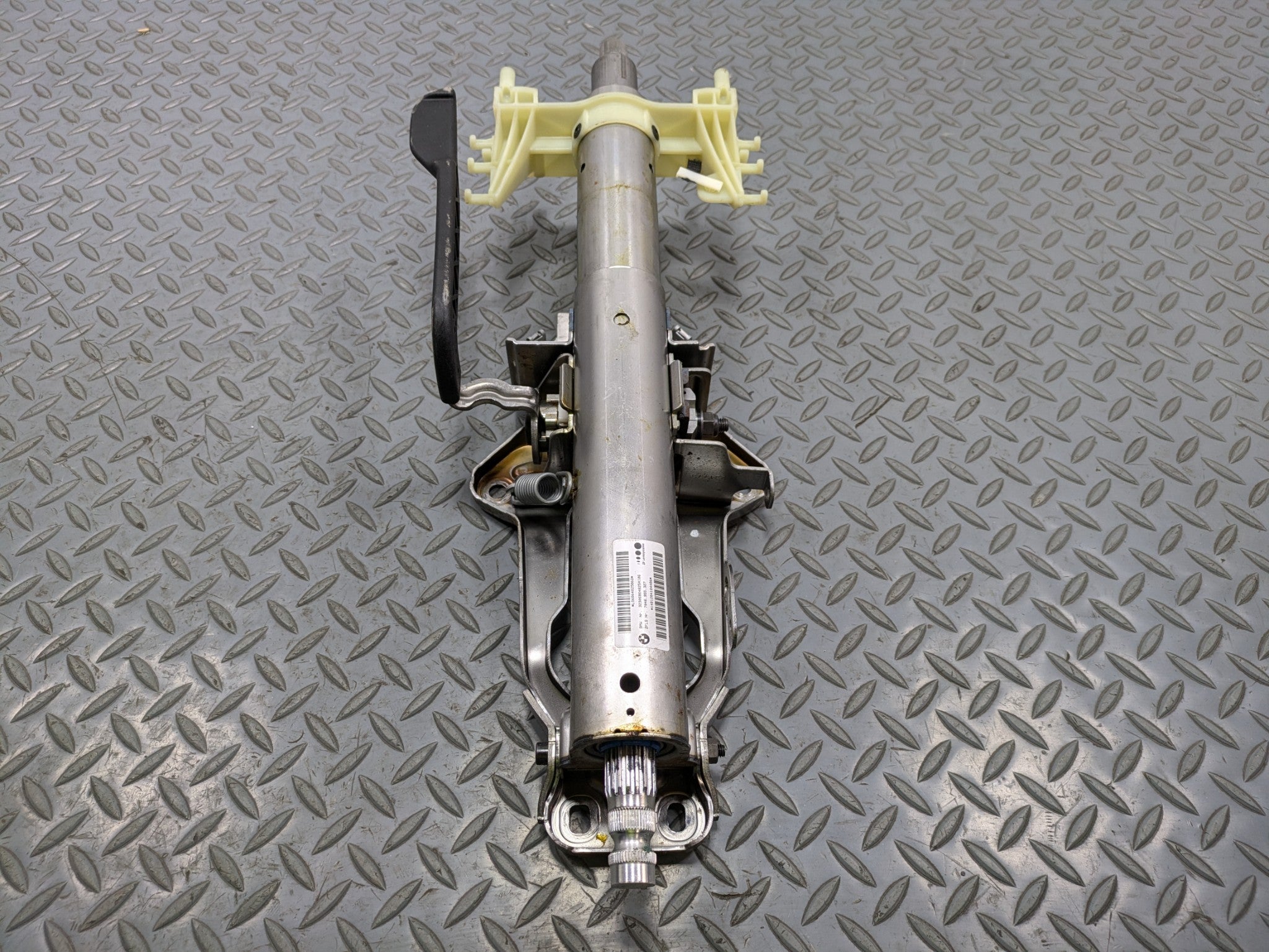 2014 - 2017 MINI COOPER OEM MANUAL ADJUST STEERING COLUMN ASSEMBLY