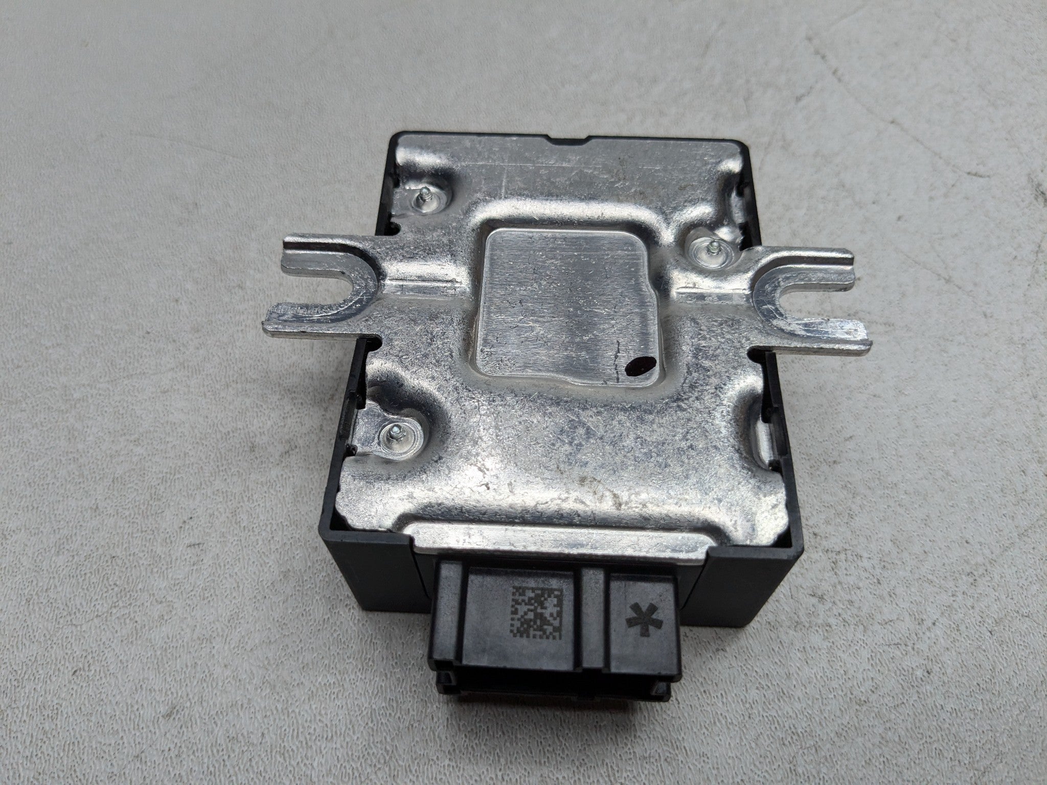 2014 - 2017 MINI COOPER OEM FUEL PUMP COMPUTER CONTROL MODULE UNIT