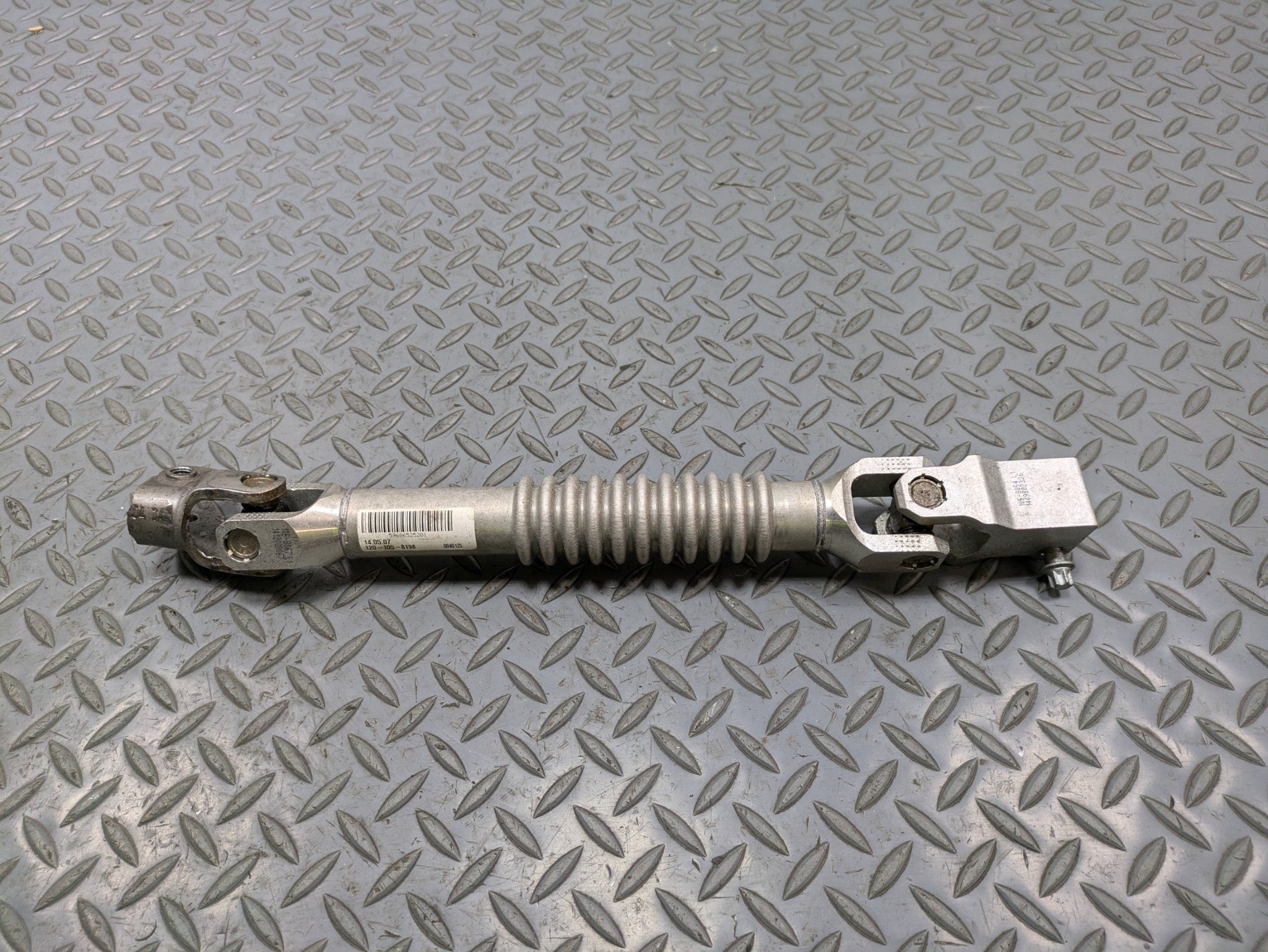 2014 - 2017 MINI COOPER OEM STEERING COLUMN INTERMEDIATE SHAFT JOINT ASSEMBLY