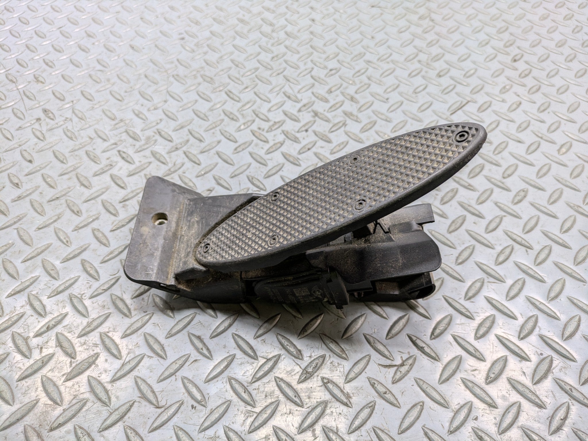 14 - 17 MINI COOPER OEM GAS ACCELERATOR THROTTLE FOOT PEDAL LEVER WITH SENSOR