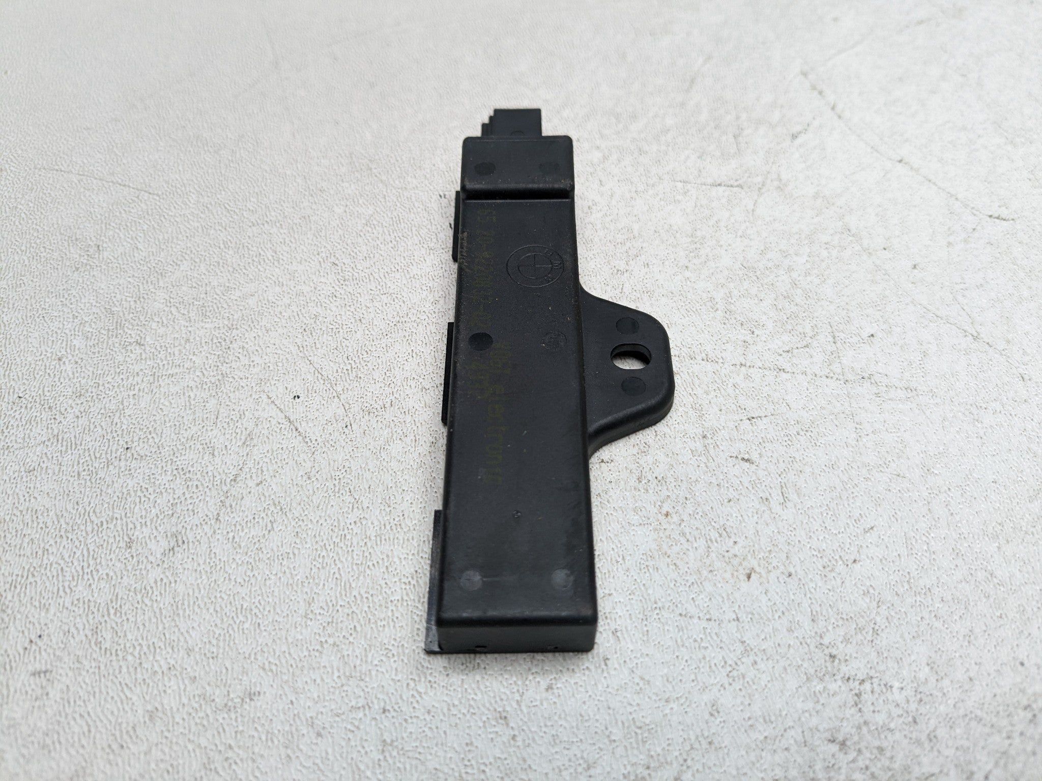 2014 - 2017 MINI COOPER OEM KEYLESS ENTRY ANTENNA SENSOR MODULE UNIT