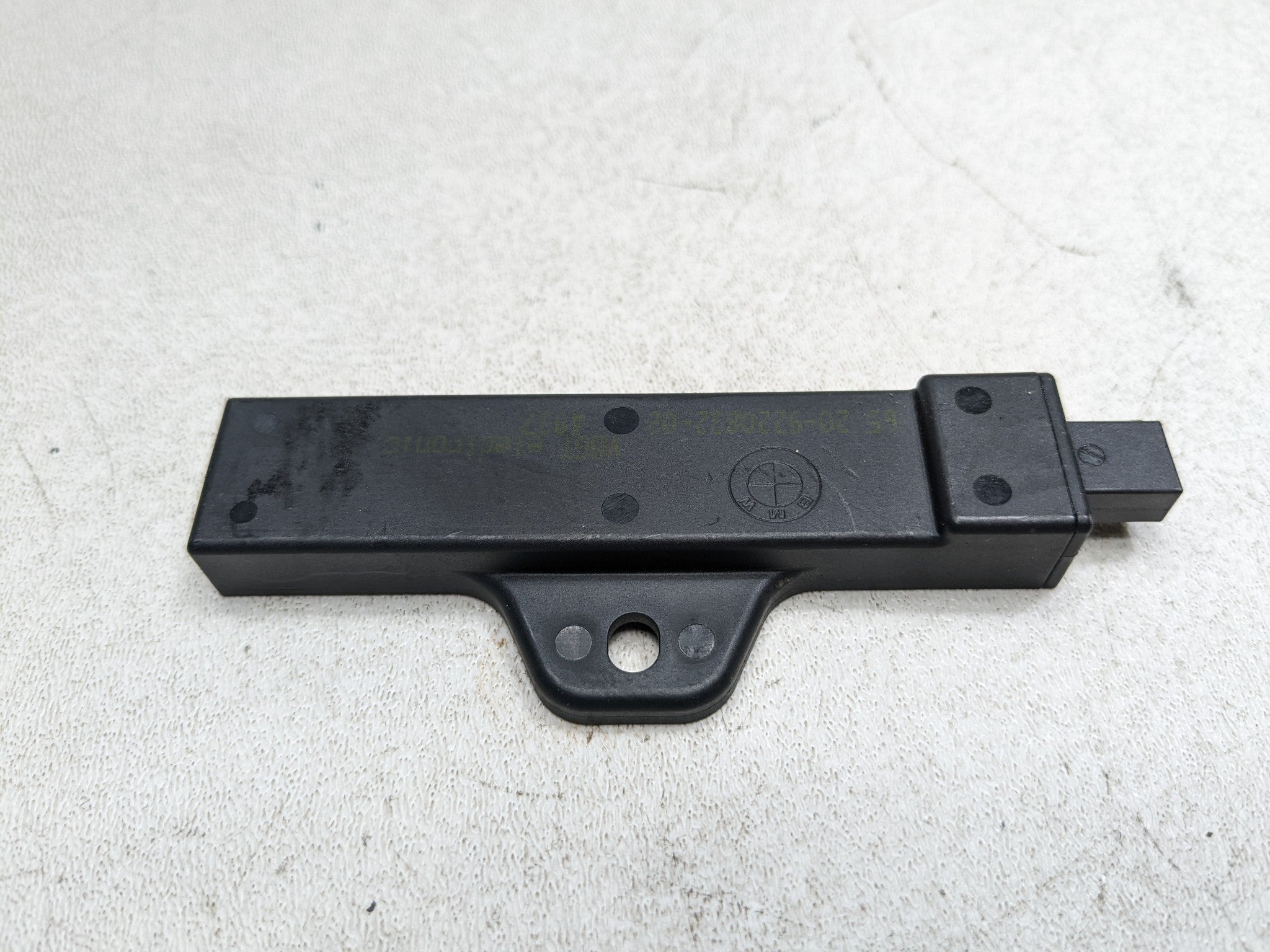 2014 - 2017 MINI COOPER OEM COMFORT ACCESS KEYLESS ANTENNA MODULE UNIT