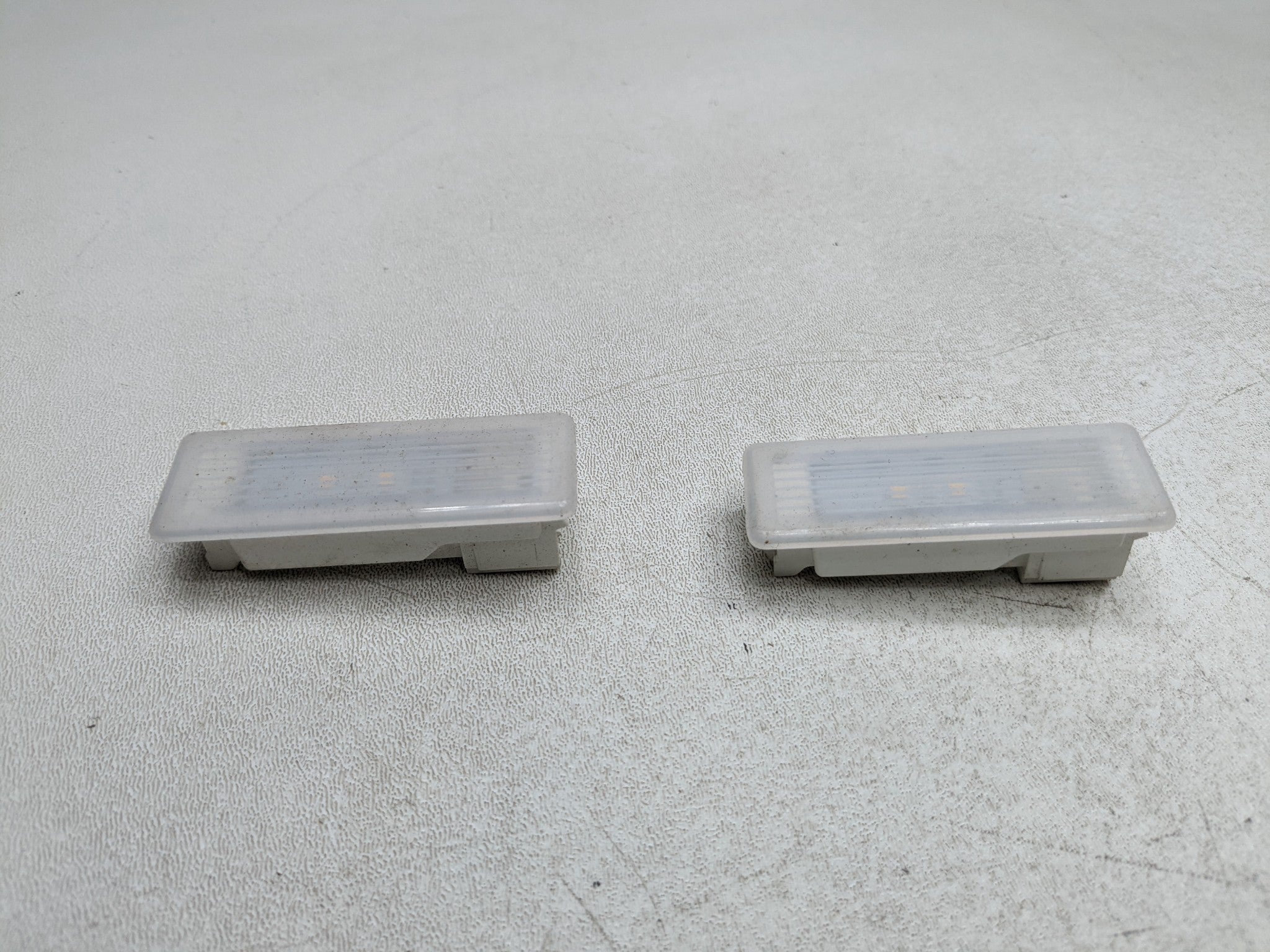 2014 - 2017 MINI COOPER OEM INTERIOR COURTESY LED LIGHT LAMP SET OF 2