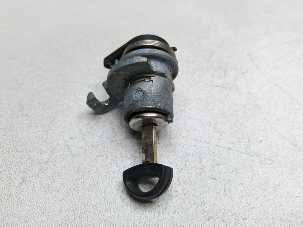 2014 - 2017 MINI COOPER OEM LOCK CYLINDER WITH KEY FRONT LEFT DRIVER SIDE