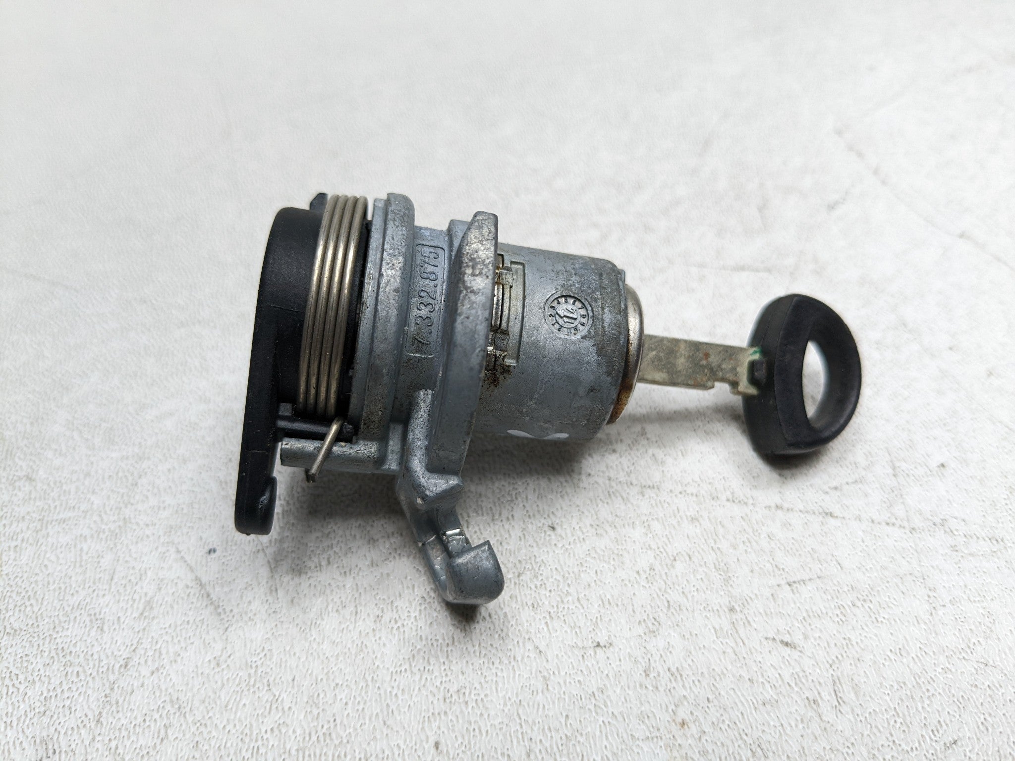 2014 - 2017 MINI COOPER OEM LOCK CYLINDER WITH KEY FRONT LEFT DRIVER SIDE