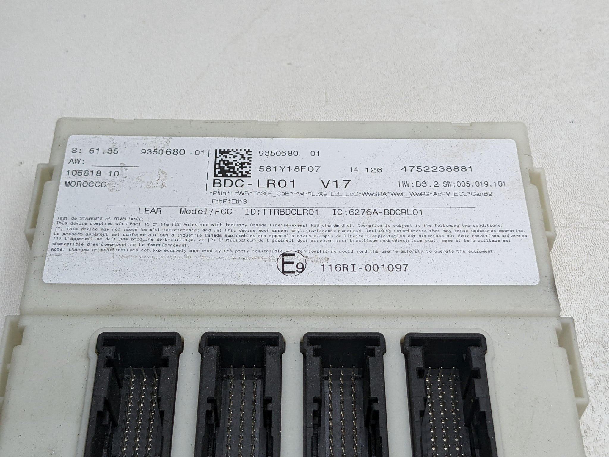 2014 - 2017 MINI COOPER OEM POWER DISTRIBUTION RELAY JUNCTION CABIN FUSE BOX