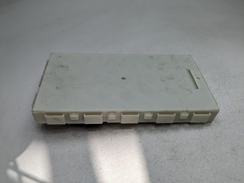 2014 - 2017 MINI COOPER OEM POWER DISTRIBUTION RELAY JUNCTION CABIN FUSE BOX