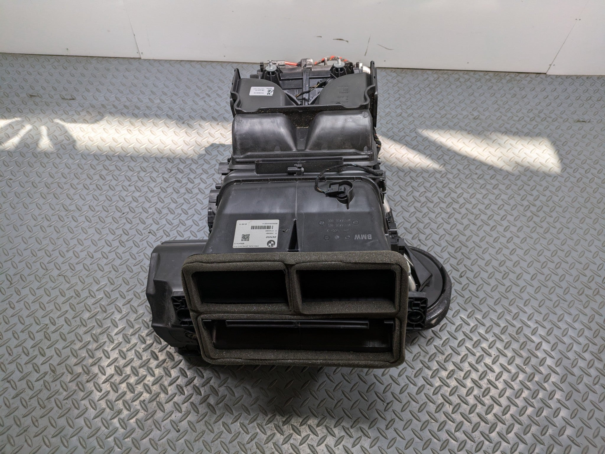 2014 - 2017 MINI COOPER OEM HVAC HEATER CORE BLOWER EVAPORATOR ASSEMBLY