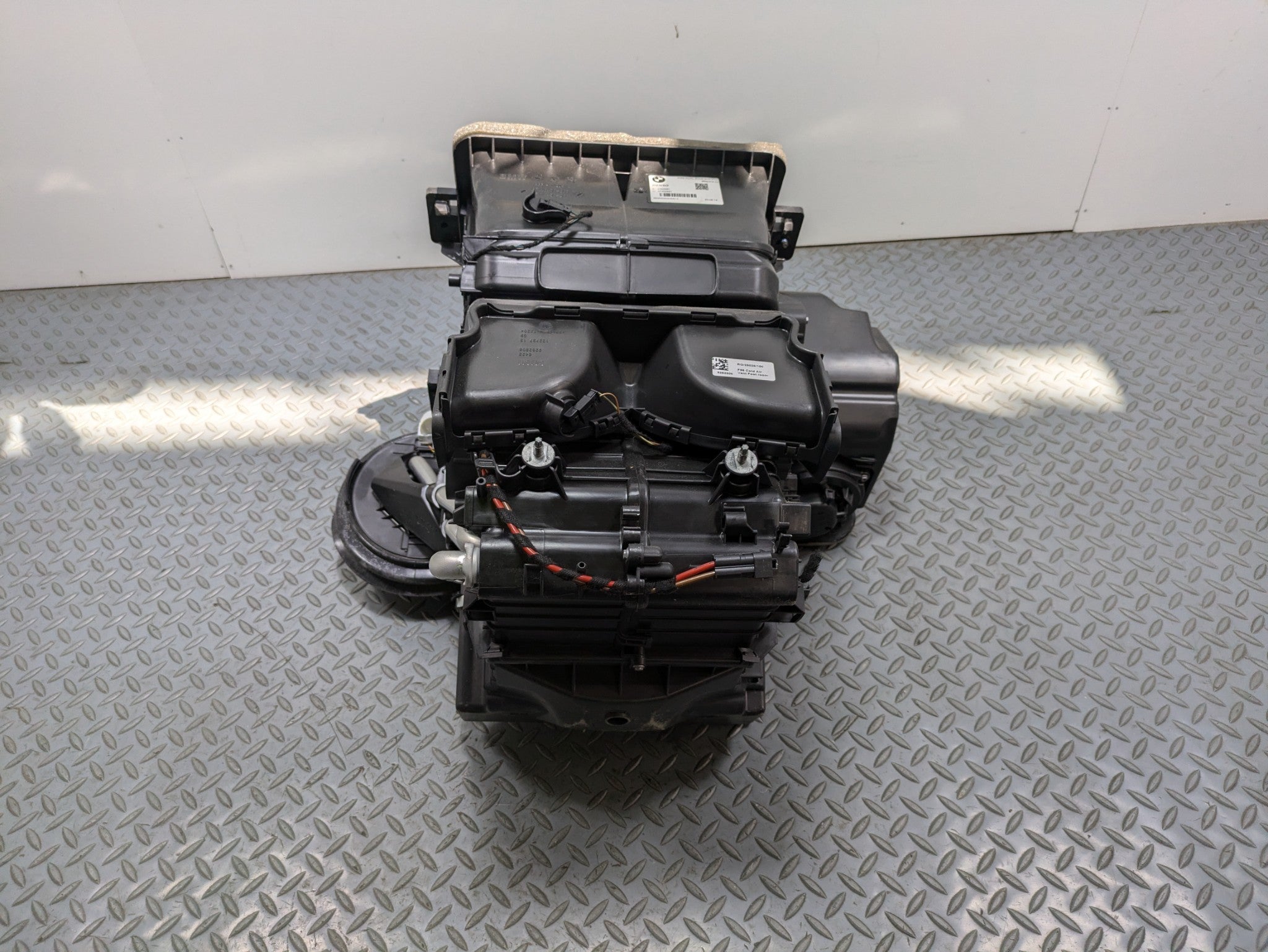2014 - 2017 MINI COOPER OEM HVAC HEATER CORE BLOWER EVAPORATOR ASSEMBLY
