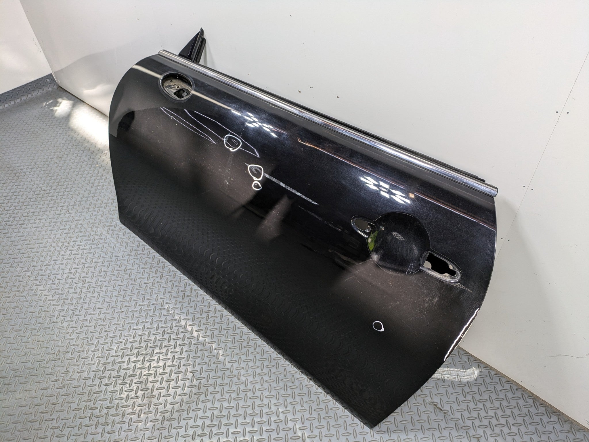2014 - 2017 MINI COOPER OEM DOOR SHELL PANEL ABSOLUTE BLACK METALLIC FRONT LEFT