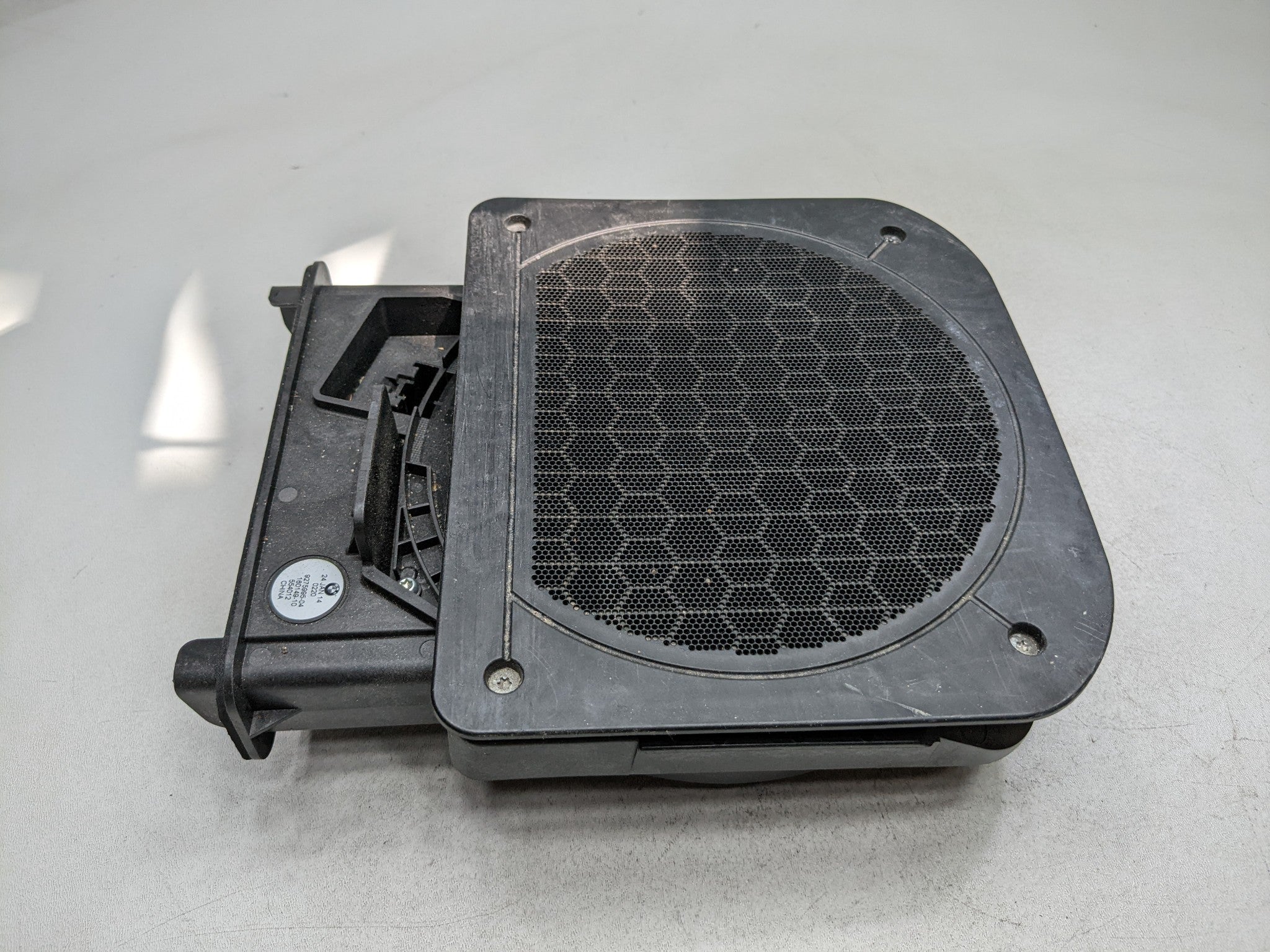 2014 - 2017 MINI COOPER OEM UNDER SEAT FLOOR SPEAKER SUBWOOFER FRONT LEFT SIDE