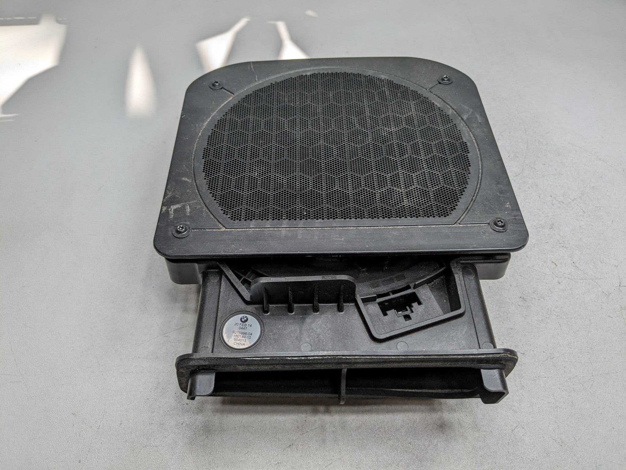 2014 - 2017 MINI COOPER OEM UNDER SEAT FLOOR SPEAKER SUBWOOFER FRONT RIGHT SIDE