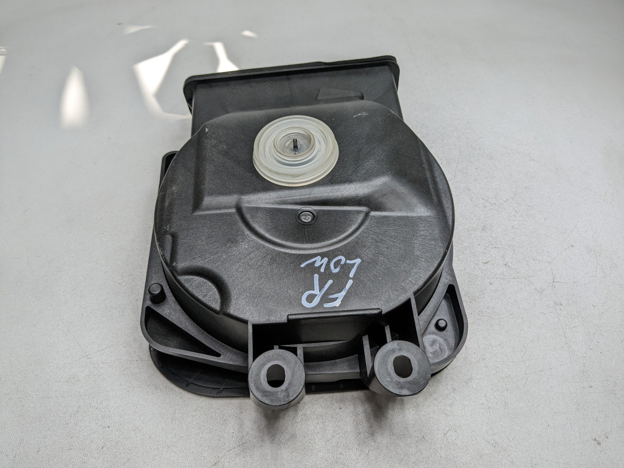 2014 - 2017 MINI COOPER OEM UNDER SEAT FLOOR SPEAKER SUBWOOFER FRONT RIGHT SIDE