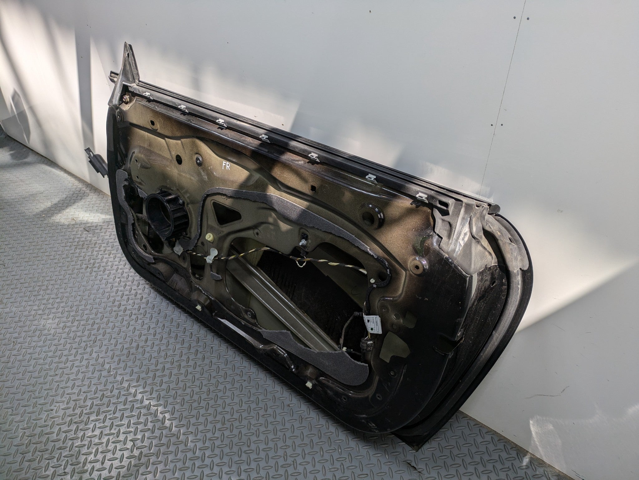 2014 - 2017 MINI COOPER OEM DOOR SHELL PANEL ABSOLUTE BLACK METALLIC FRONT RIGHT