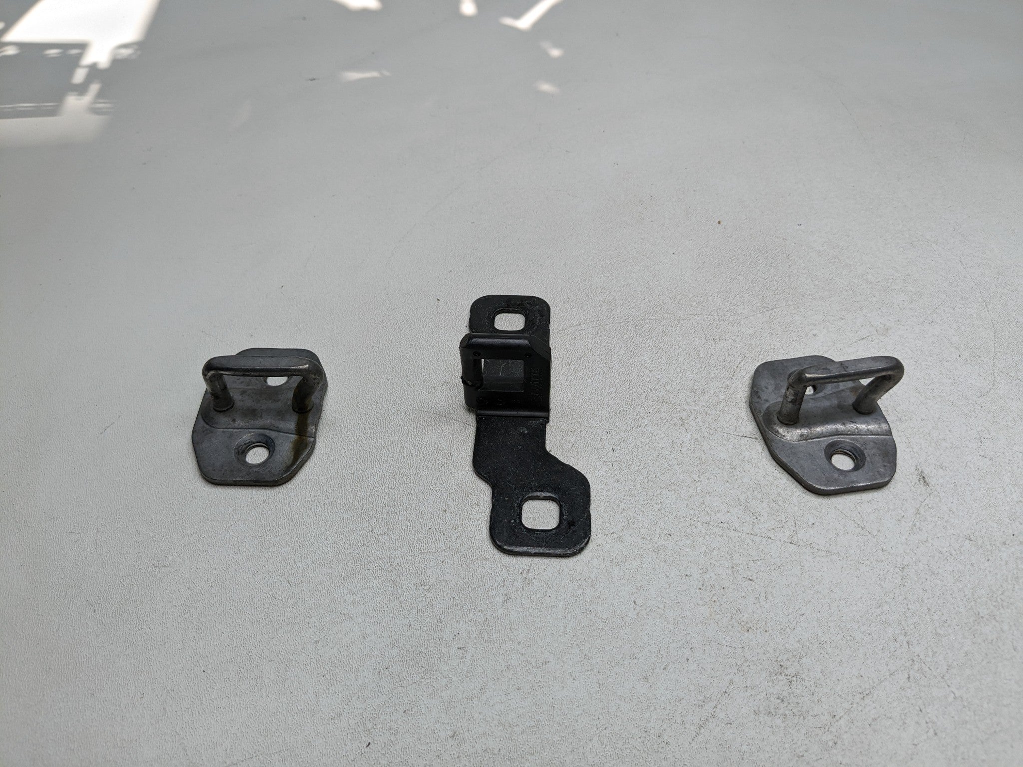 2014 - 2017 MINI COOPER OEM DOOR AND TRUNK LOCK STRIKER FRONT LEFT AND RIGHT